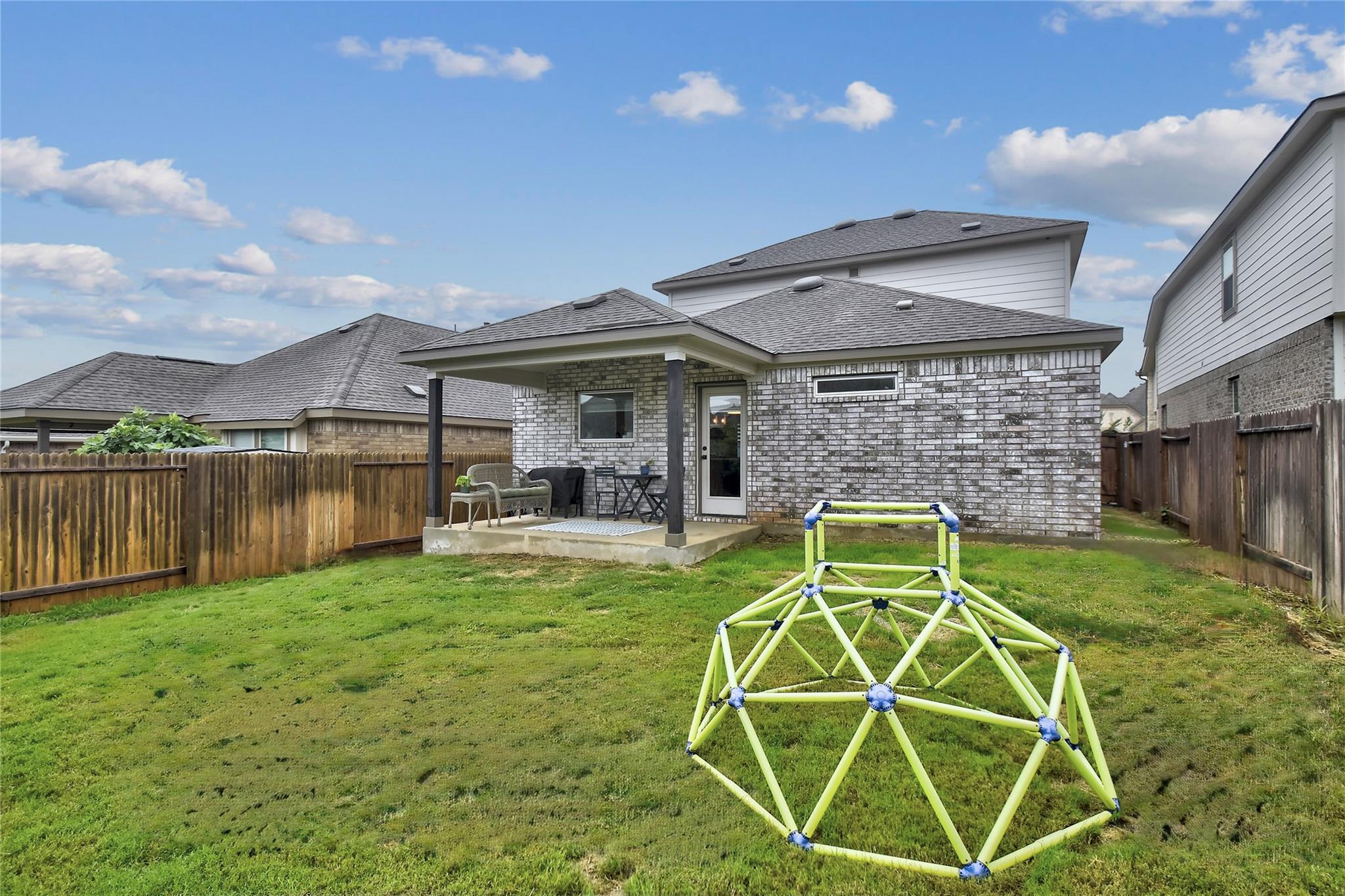 2014 Flametree Ave, New Braunfels, TX 78132
