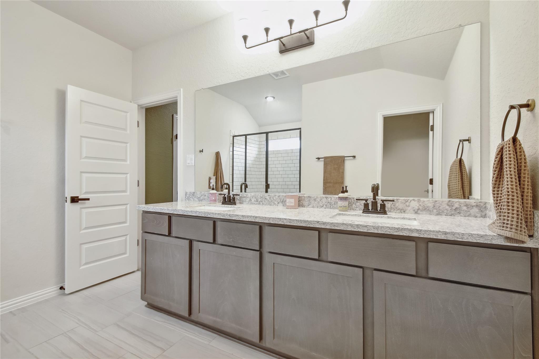 2014 Flametree Ave, New Braunfels, TX 78132