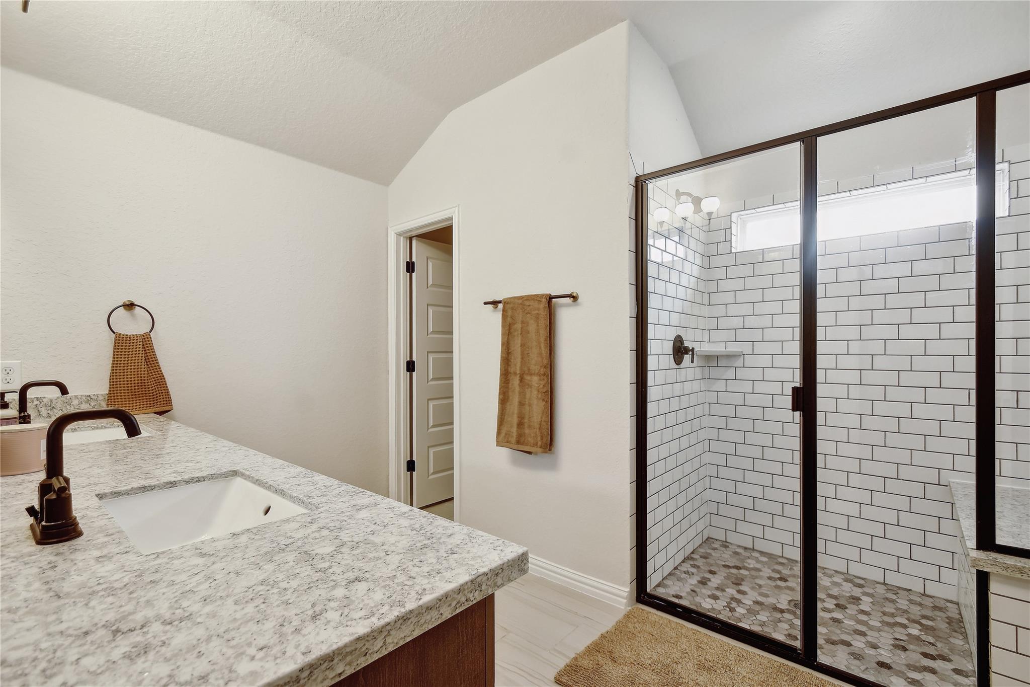 2014 Flametree Ave, New Braunfels, TX 78132