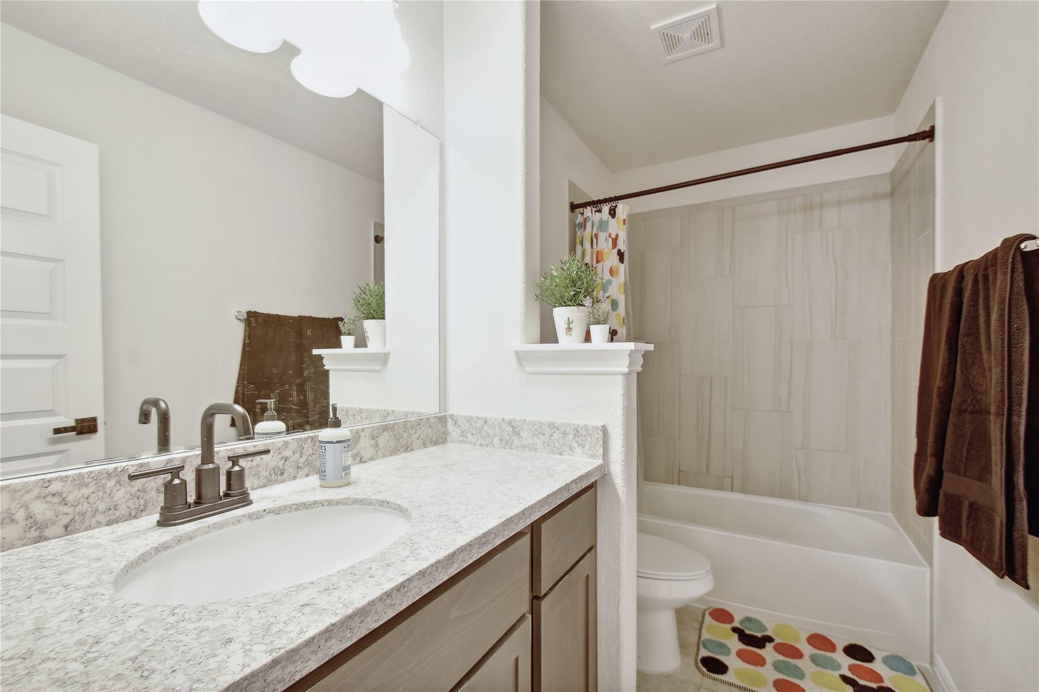 2014 Flametree Ave, New Braunfels, TX 78132