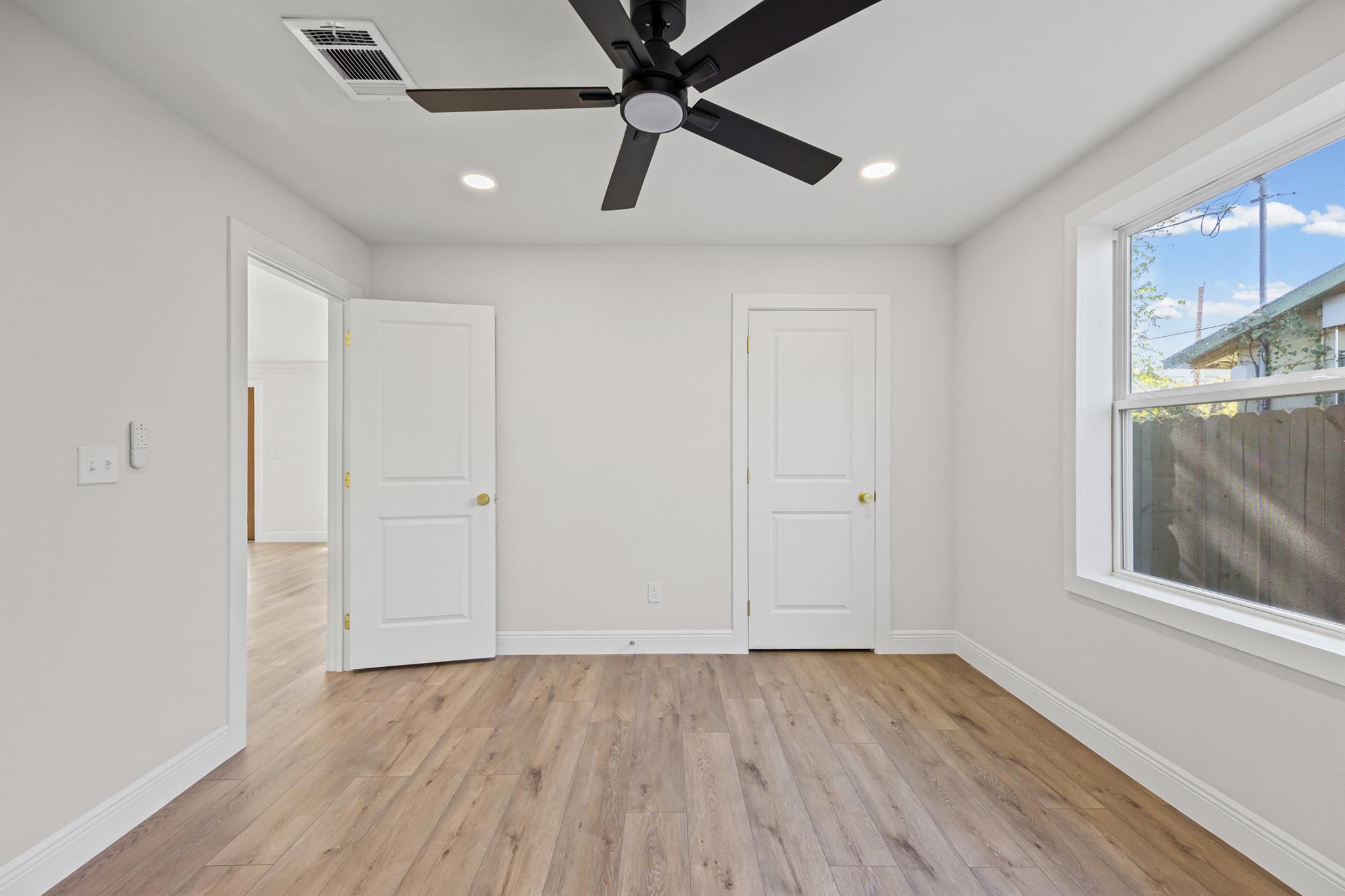 1712 Hillcrest Ln, Austin, TX 78721