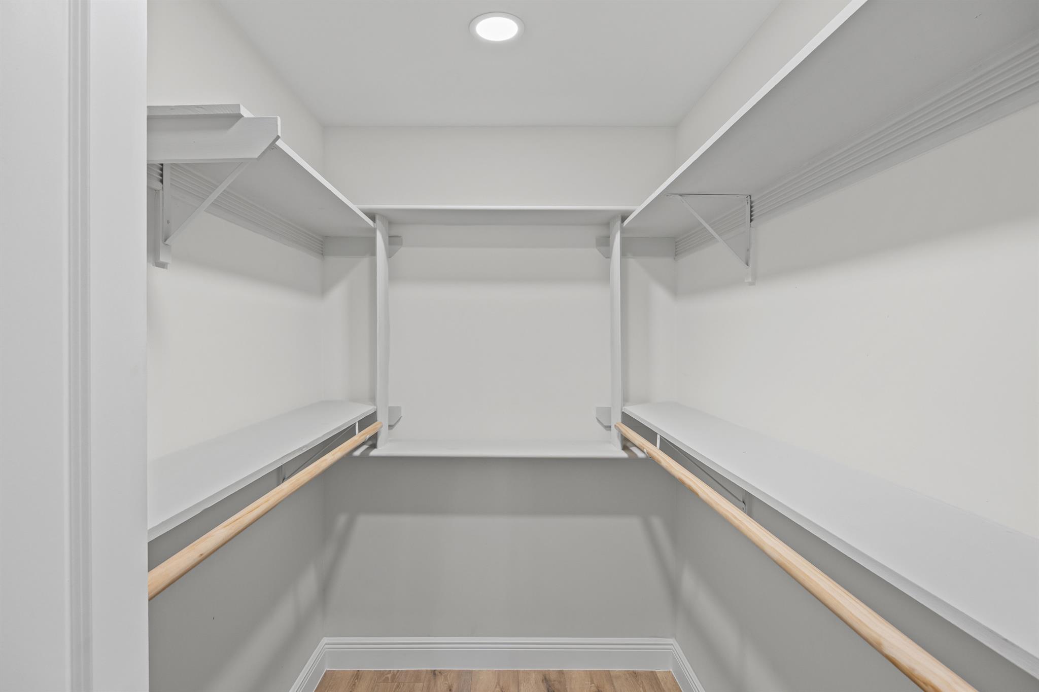 1712 Hillcrest Ln, Austin, TX 78721