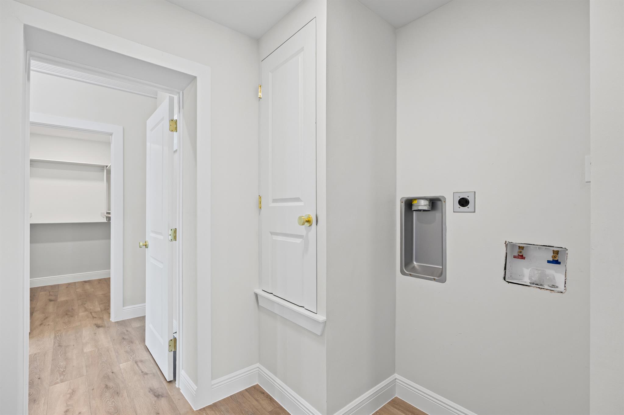 1712 Hillcrest Ln, Austin, TX 78721