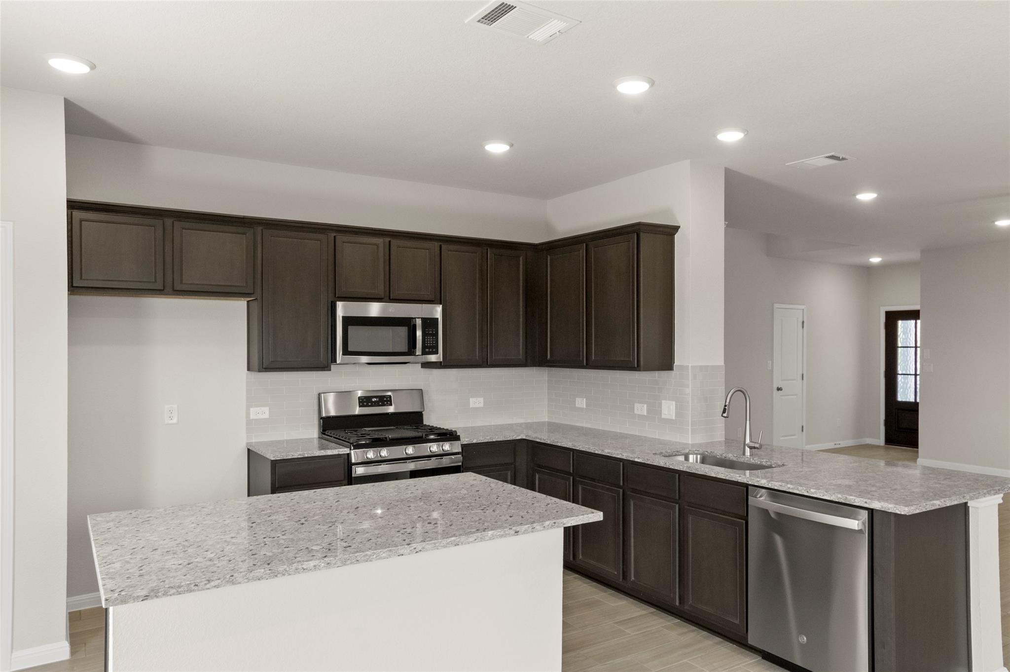 12832 Hornbill Ln, Manor, TX 78653