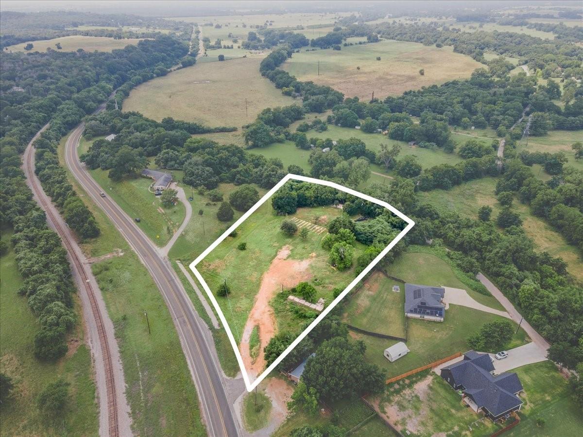 180 FM 2571, Smithville, TX 78957