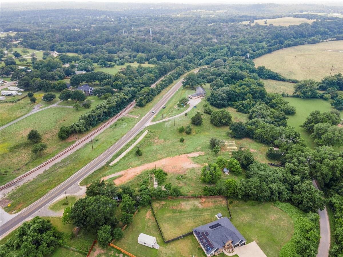 180 FM 2571, Smithville, TX 78957