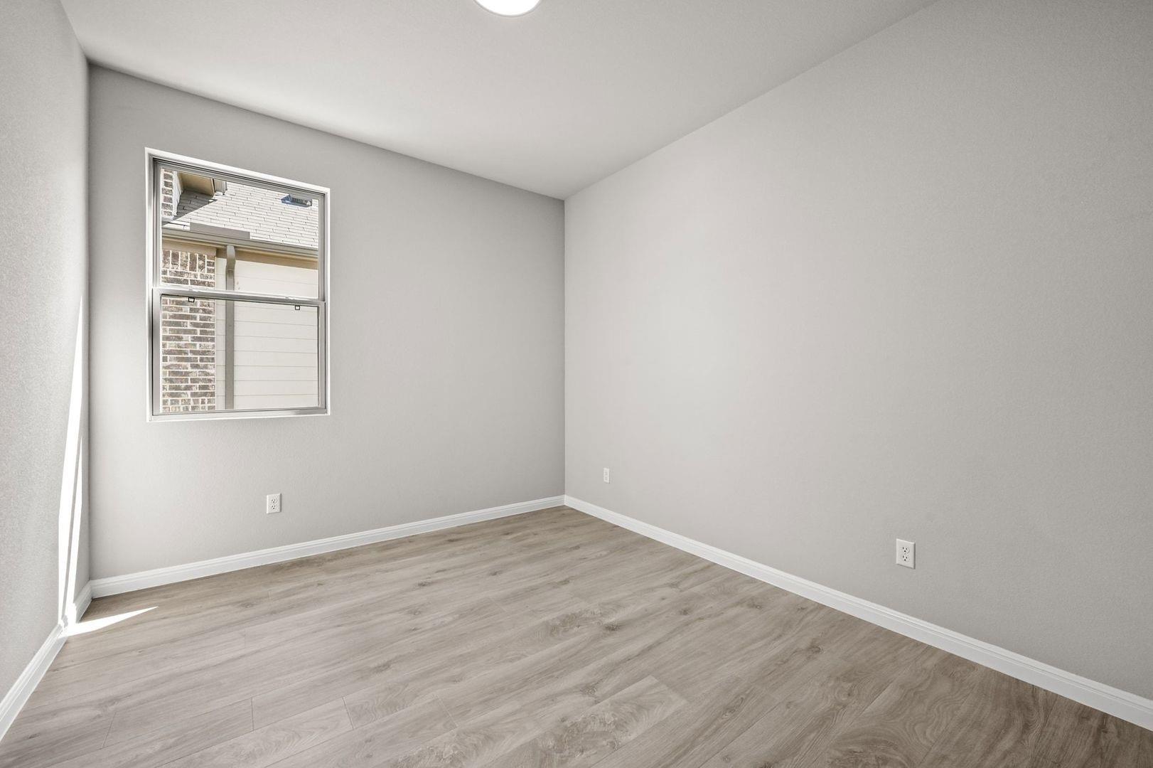 304 Bendecido Loop, Elgin, TX 78621