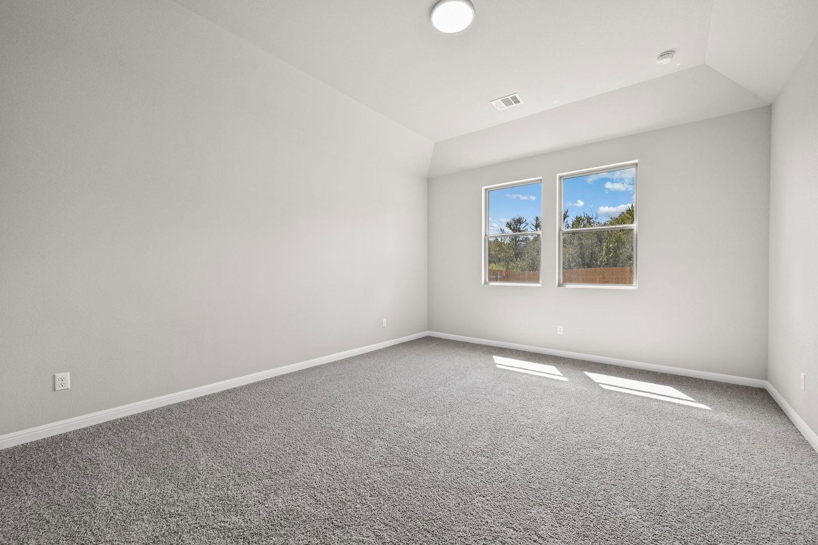 304 Bendecido Loop, Elgin, TX 78621