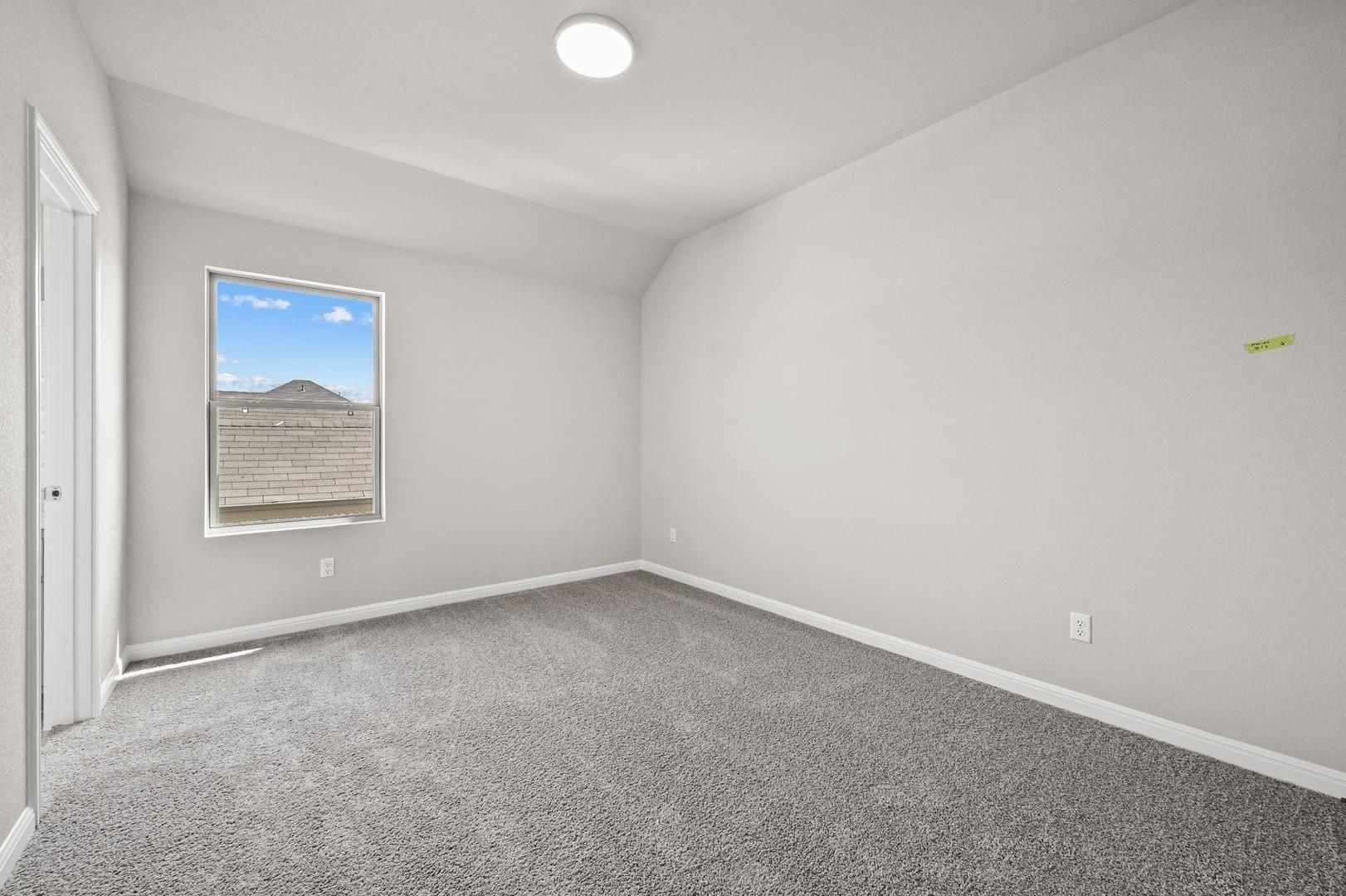 304 Bendecido Loop, Elgin, TX 78621