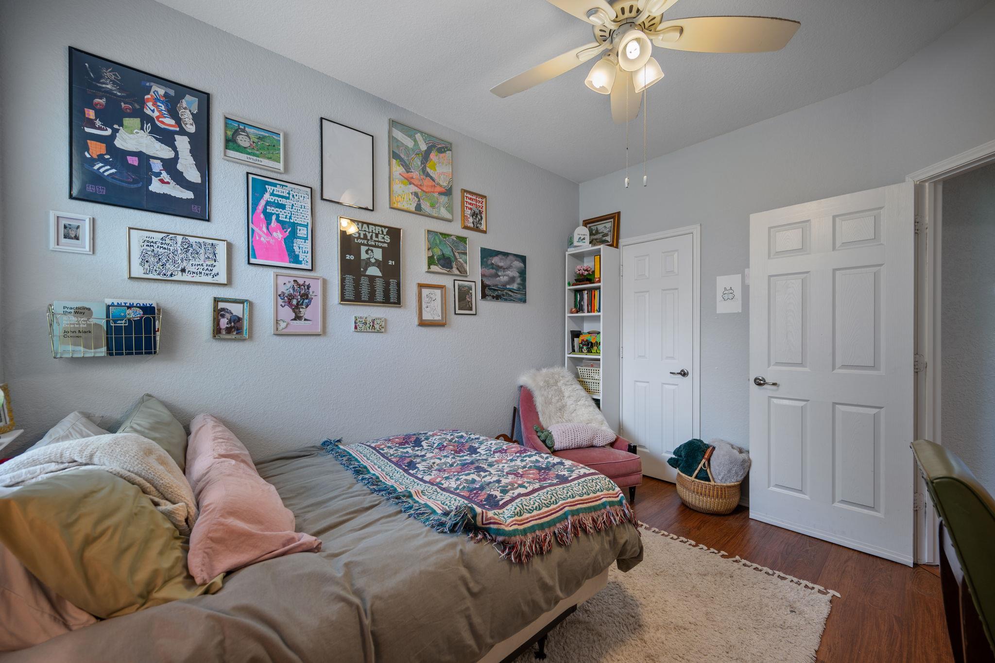 2038 Ridge View Dr, San Marcos, TX 78666