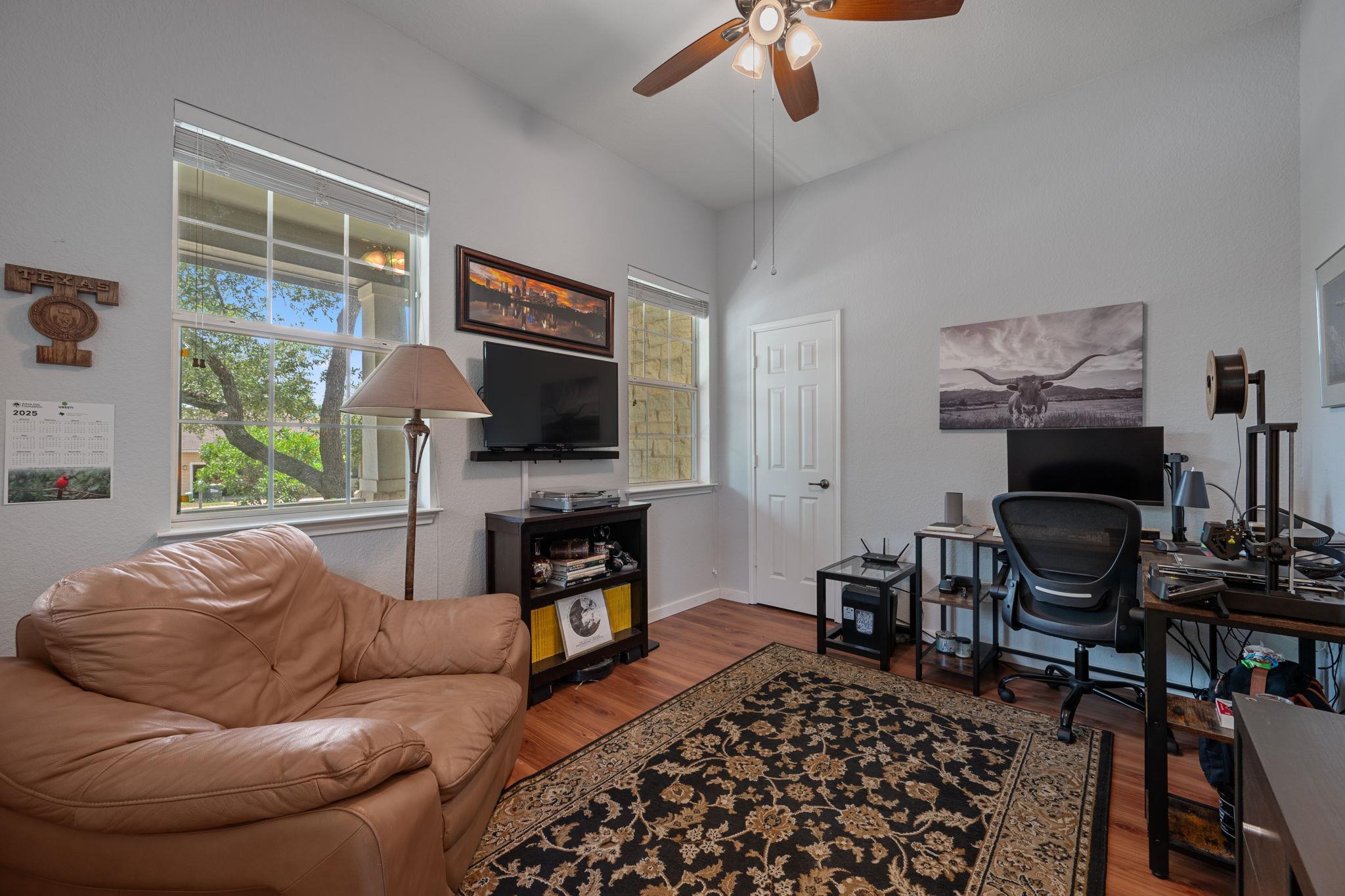 2038 Ridge View Dr, San Marcos, TX 78666
