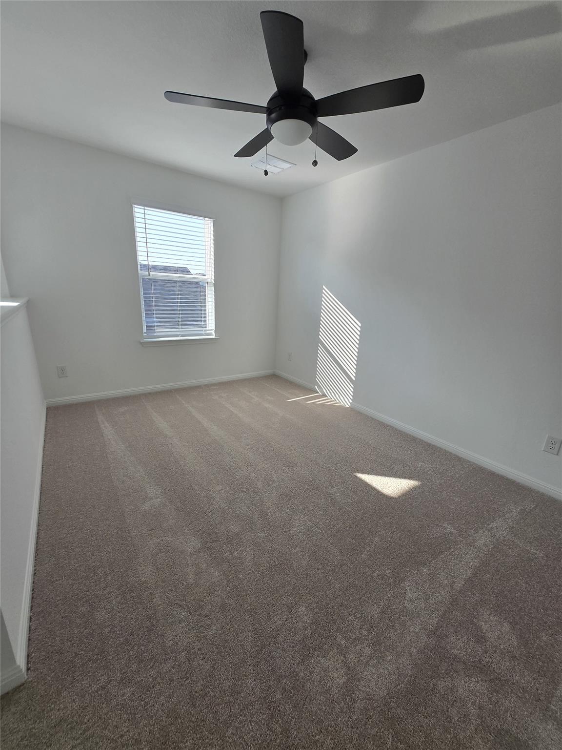 605 Emory Crossing Blvd, Hutto, TX 78634