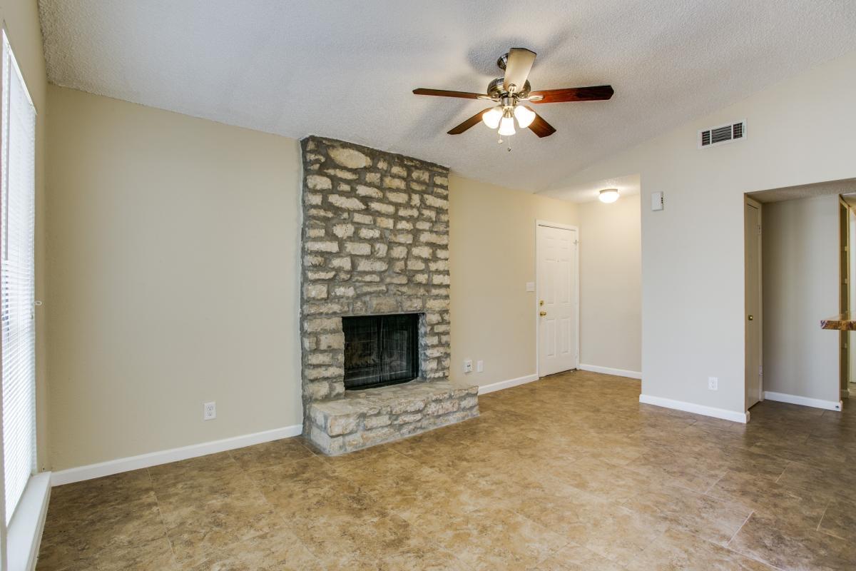 7508 Saint Amant Pl # B, Austin, TX 78749