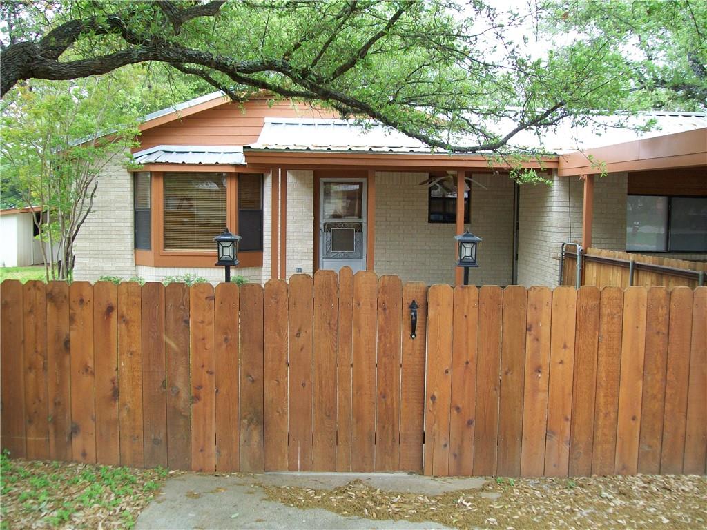 310 E Cedar St, Bertram, TX 78605