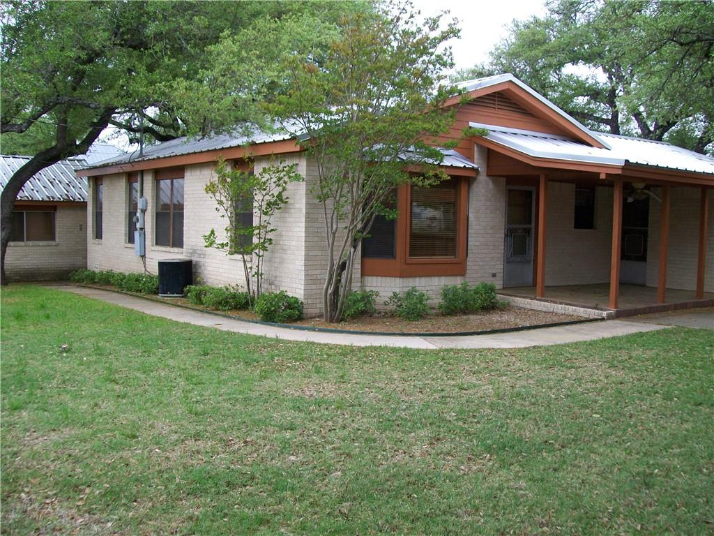 310 E Cedar St, Bertram, TX 78605