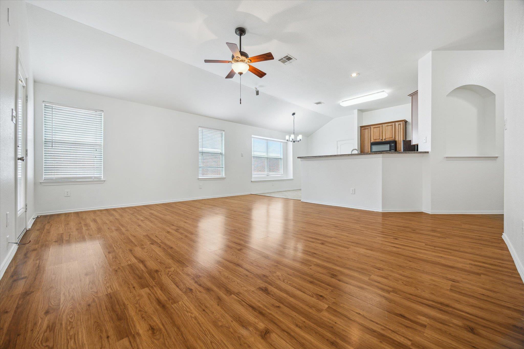 1314 Rainbow Parke Dr, Round Rock, TX 78665