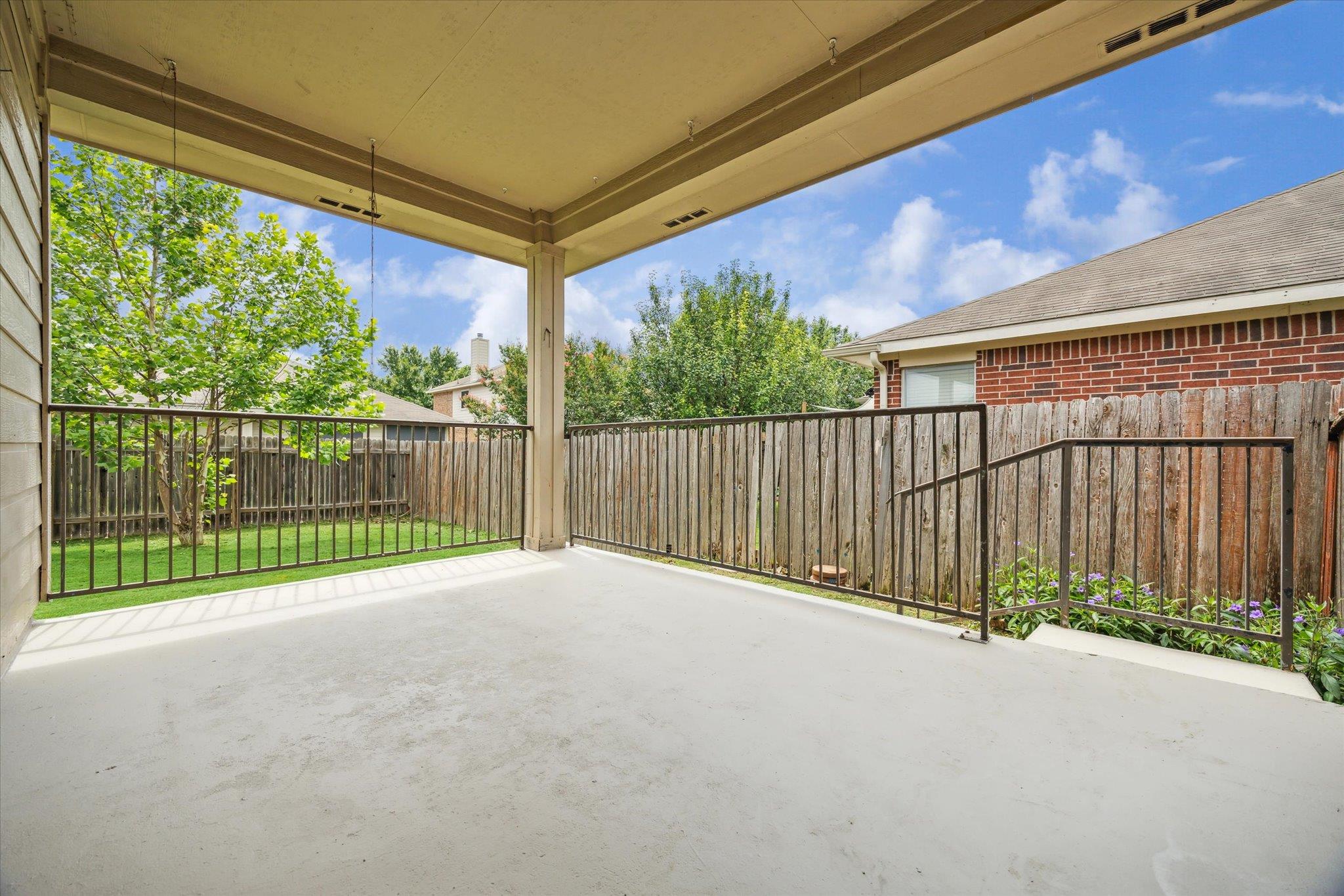 1314 Rainbow Parke Dr, Round Rock, TX 78665