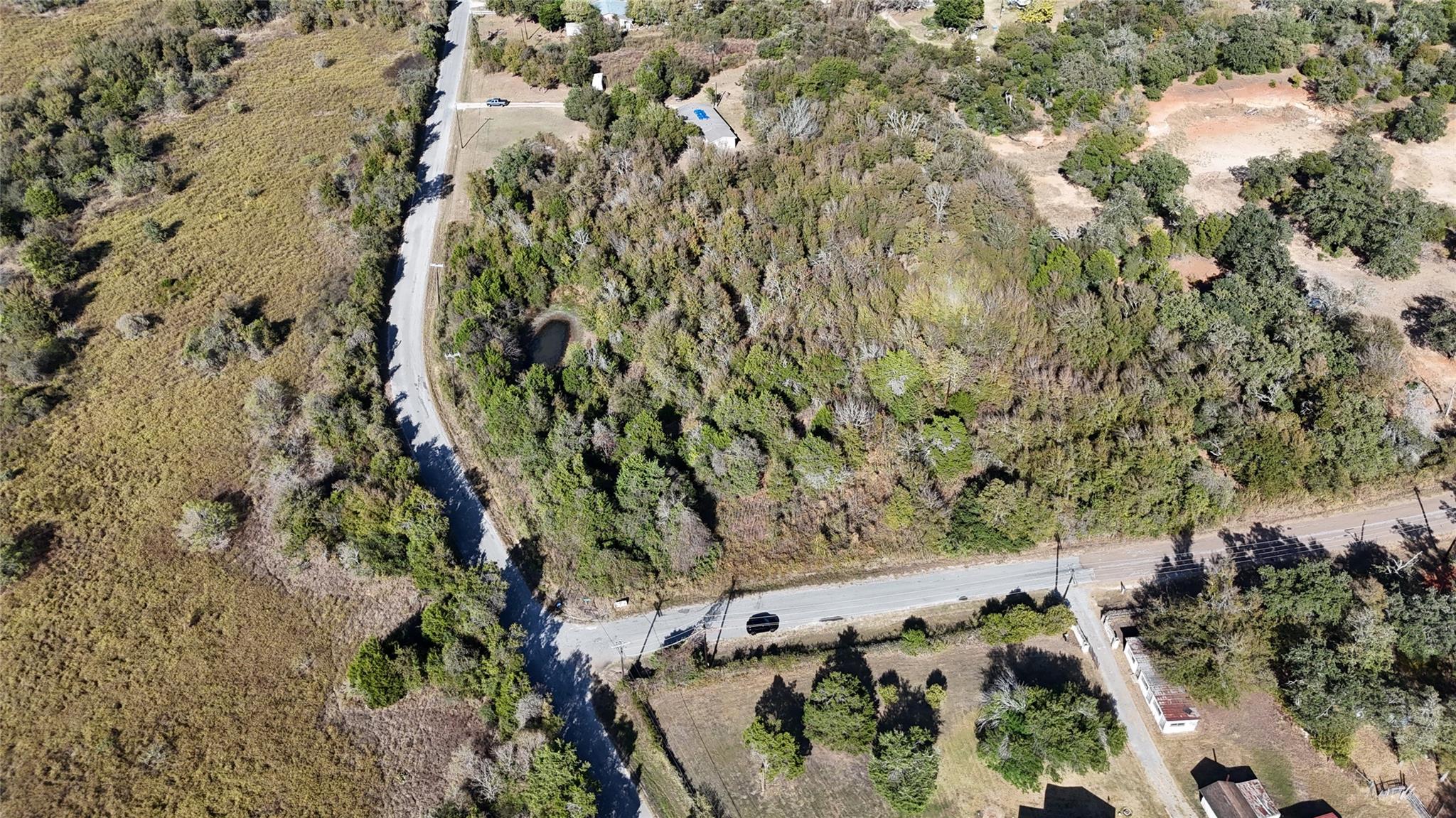 102 Wayside Dr, Elgin, TX 78621