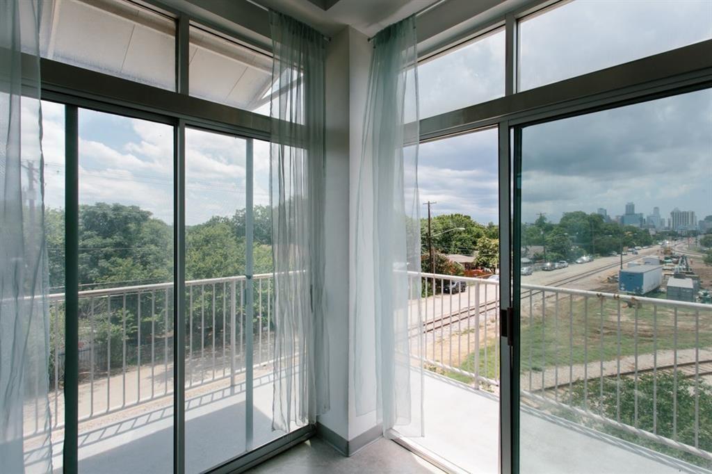 2401 E 6th St # 80, Austin, TX 78702