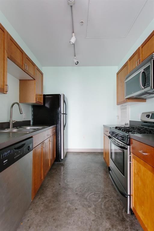 2401 E 6th St # 80, Austin, TX 78702