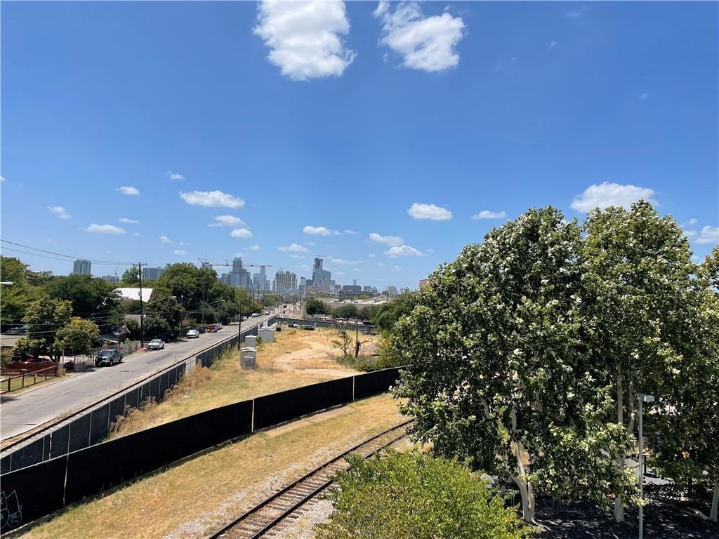 2401 E 6th St # 80, Austin, TX 78702