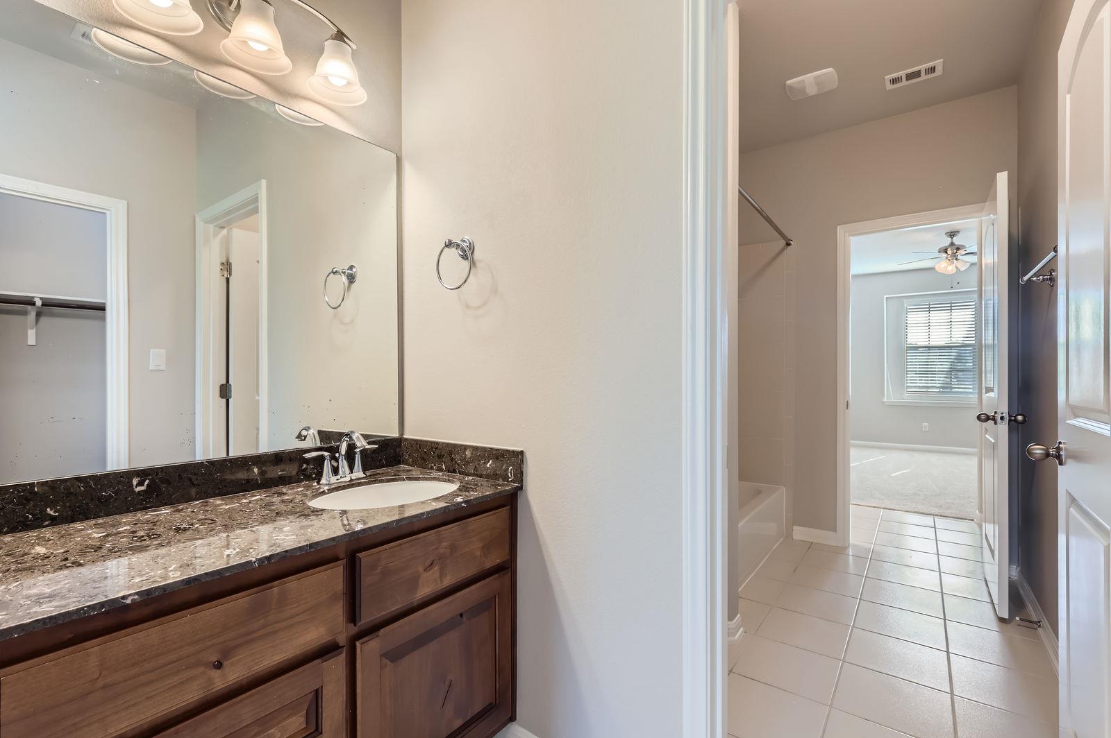 4109 Vinalopo Dr, Austin, TX 78738