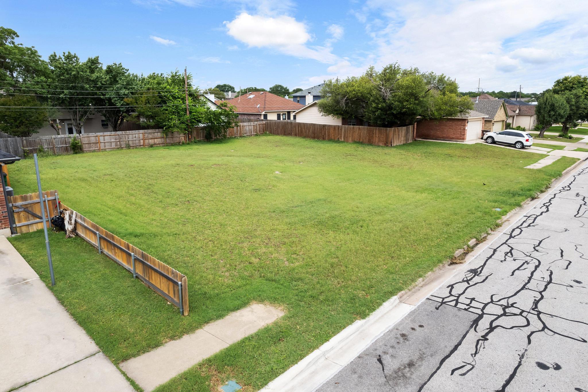 1602 Cindy Ct, Round Rock, TX 78664