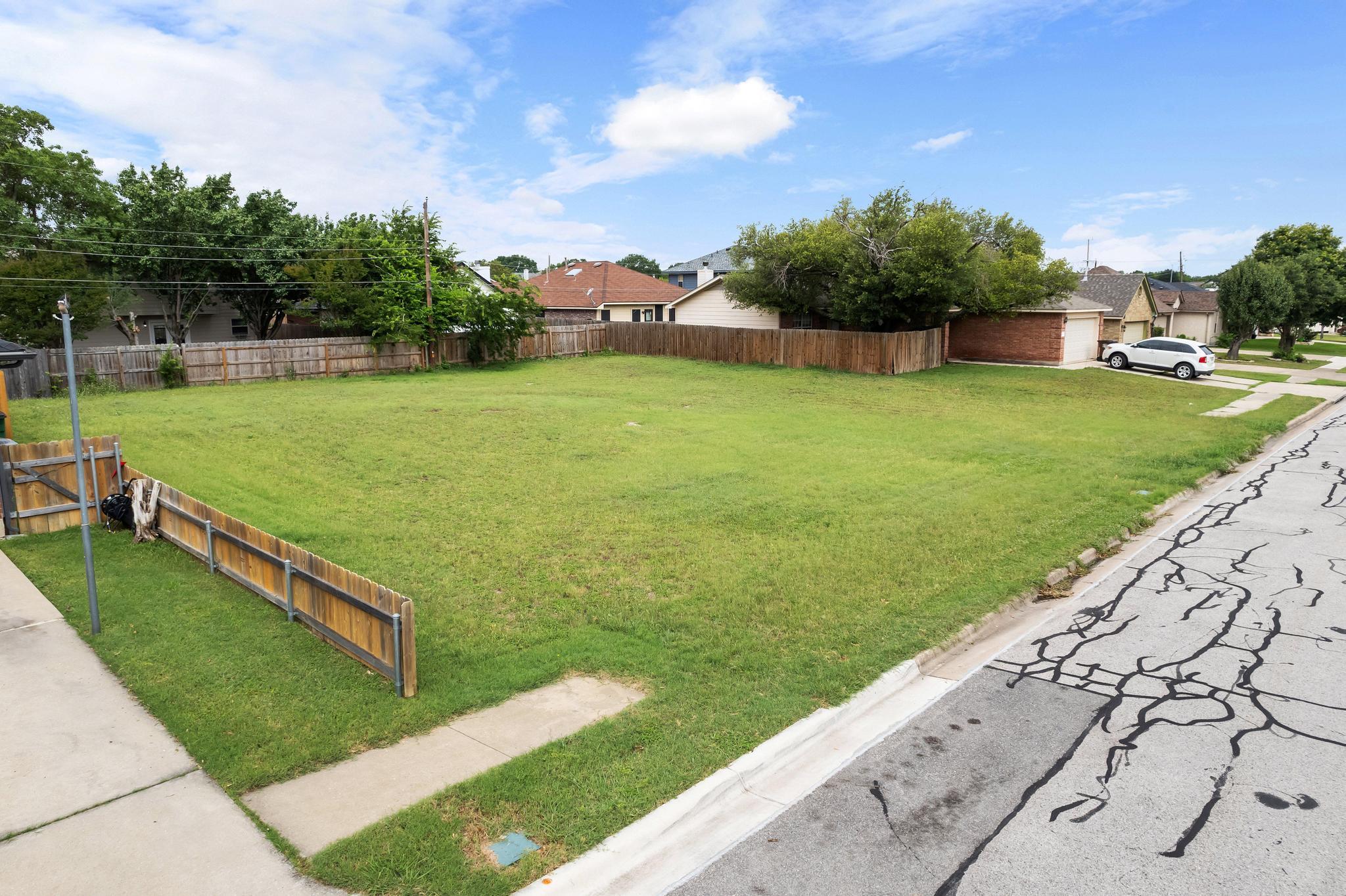 1602 Cindy Ct, Round Rock, TX 78664
