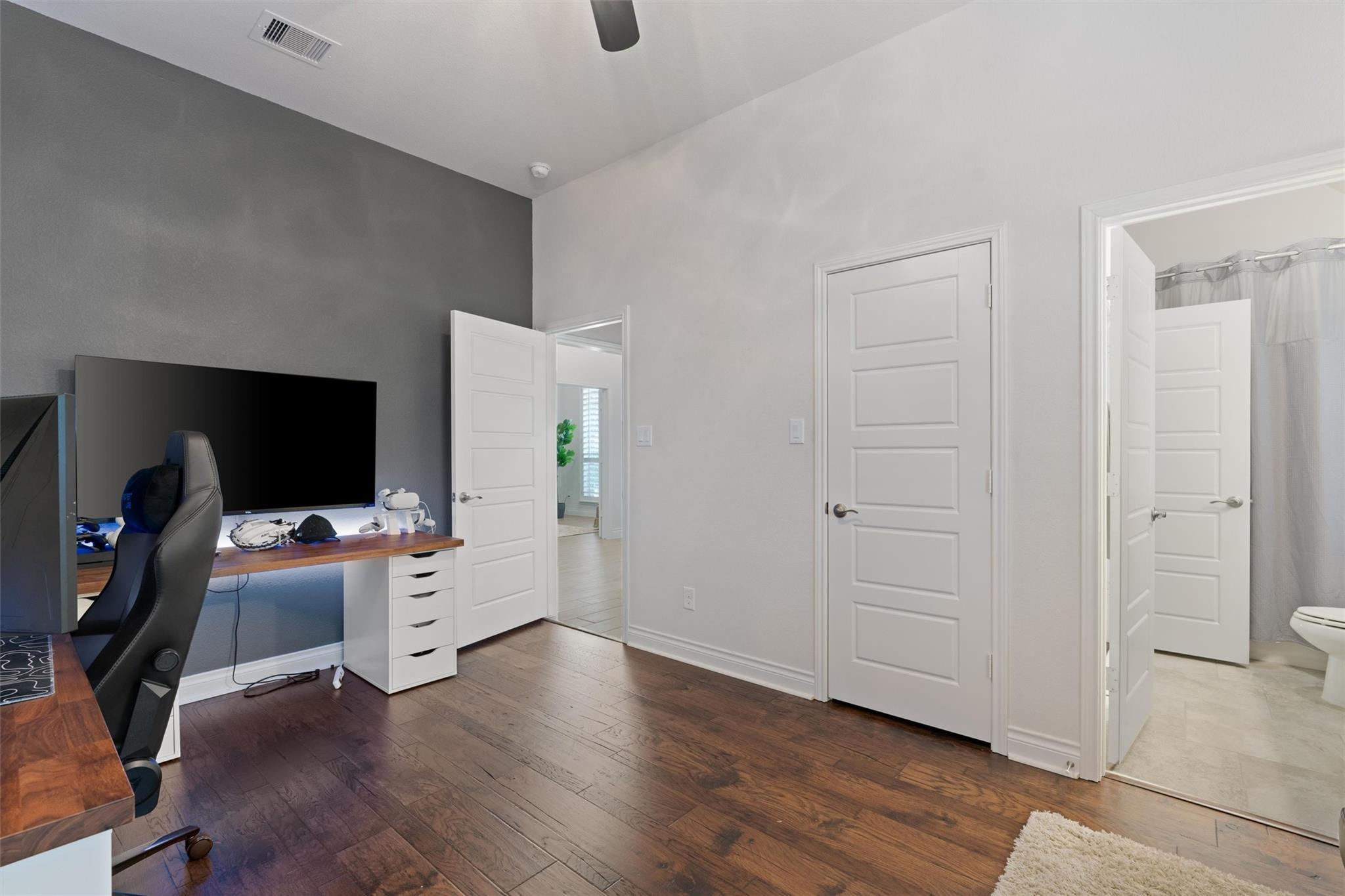 624 Judge Fisk Dr, Leander, TX 78641