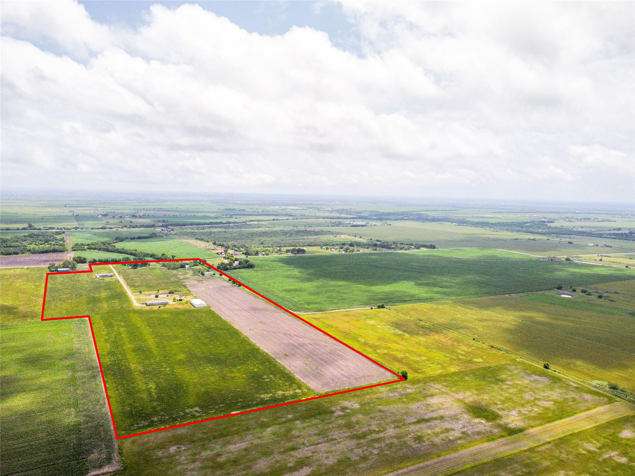 900 County Road 406 Rd, Taylor, TX 76574