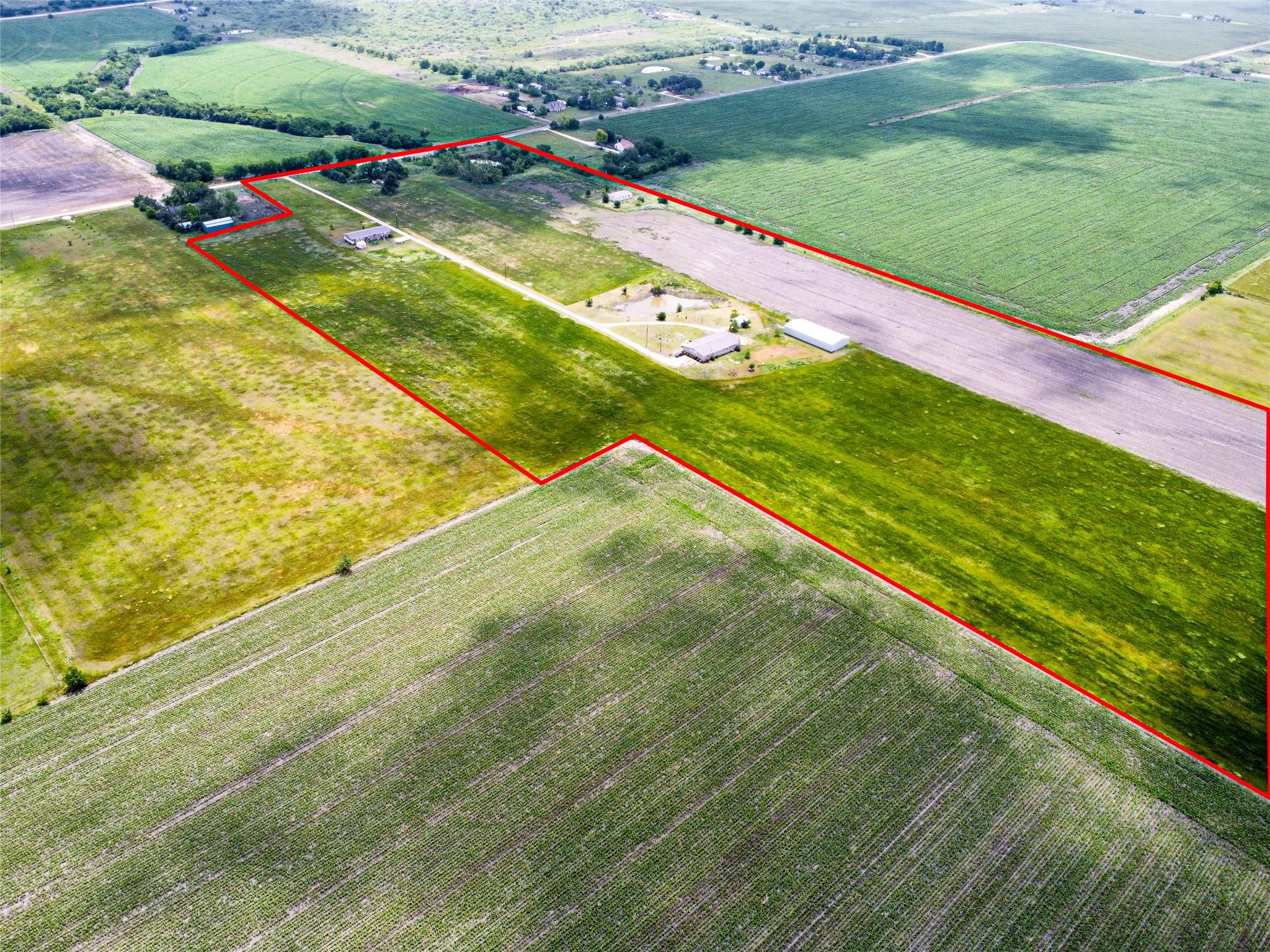 900 County Road 406 Rd, Taylor, TX 76574