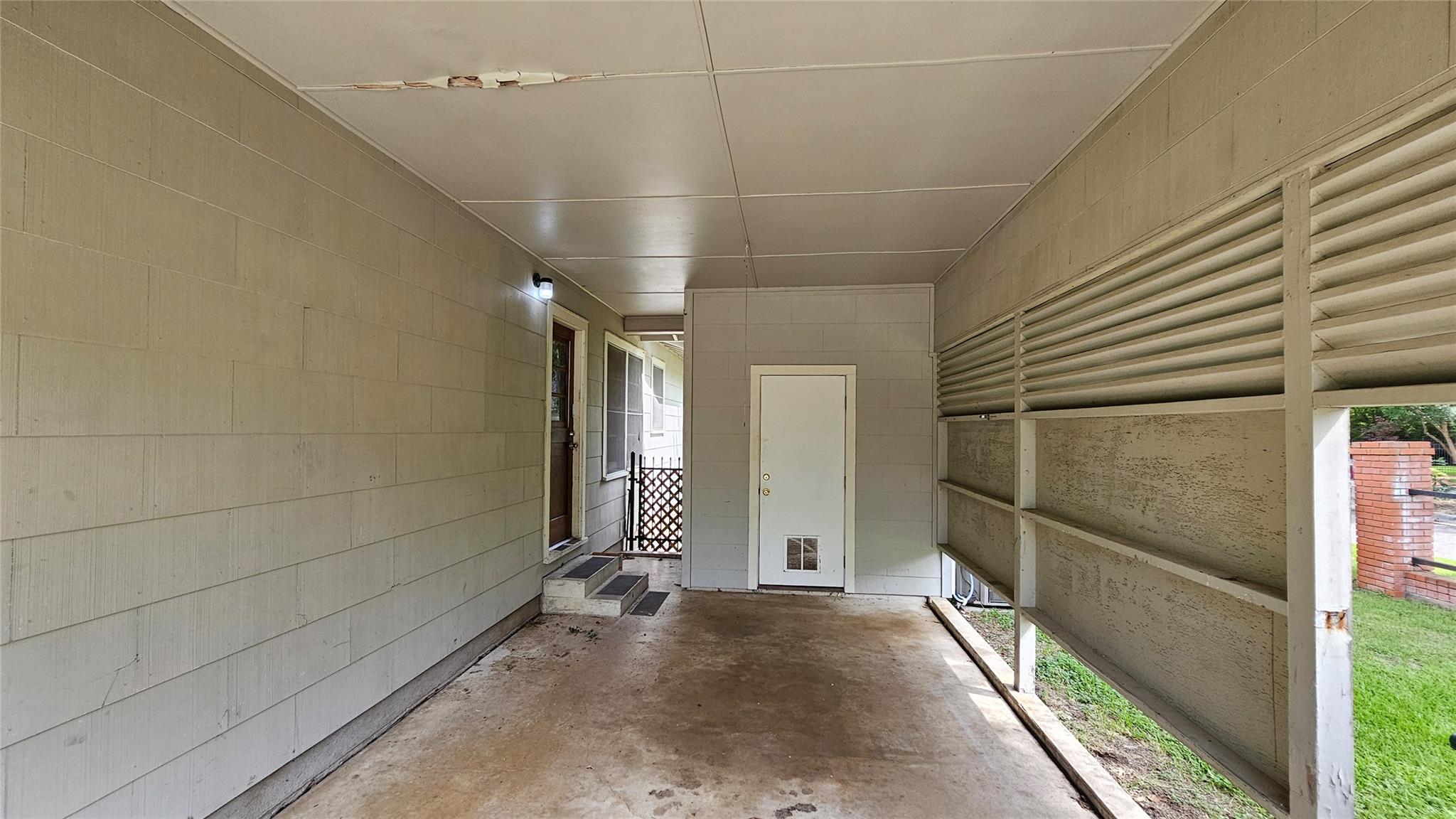 1005 Cecelia St, Taylor, TX 76574