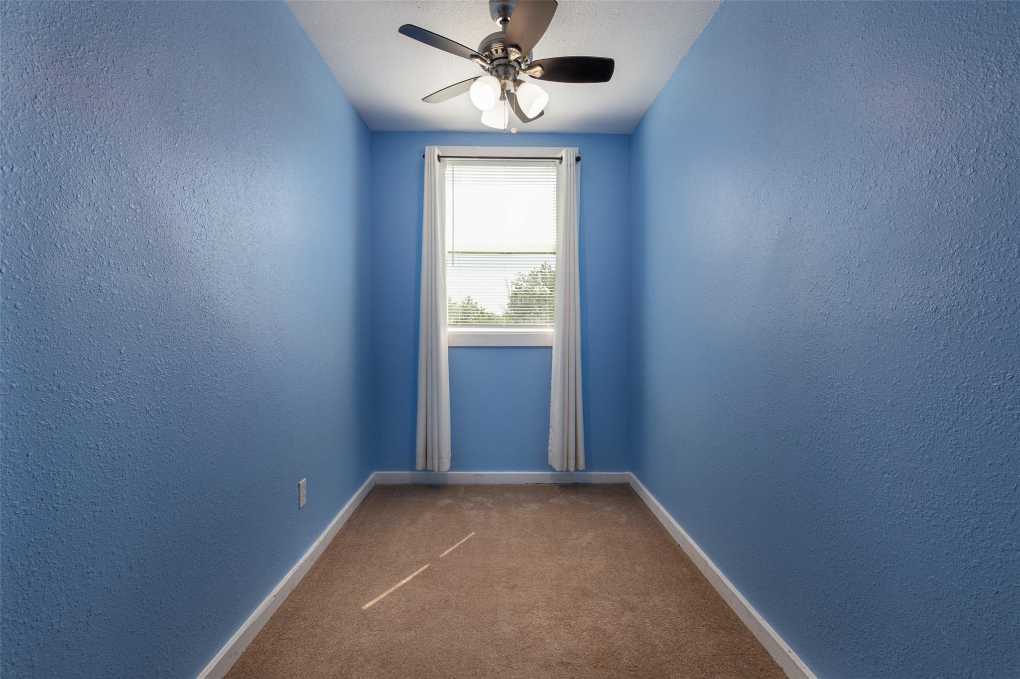 15055 Fm 32, Blanco, TX 78606