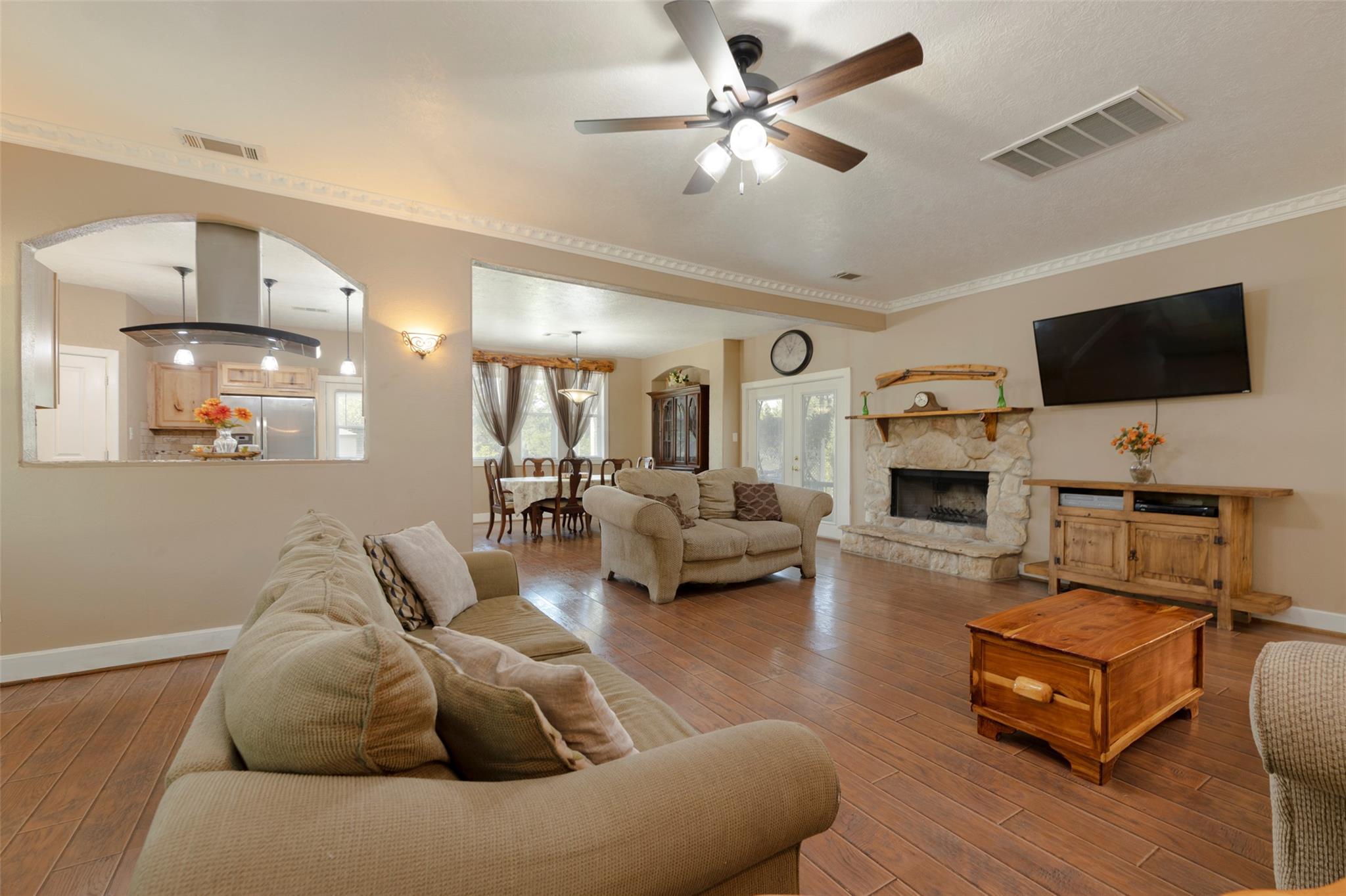 15055 Fm 32, Blanco, TX 78606