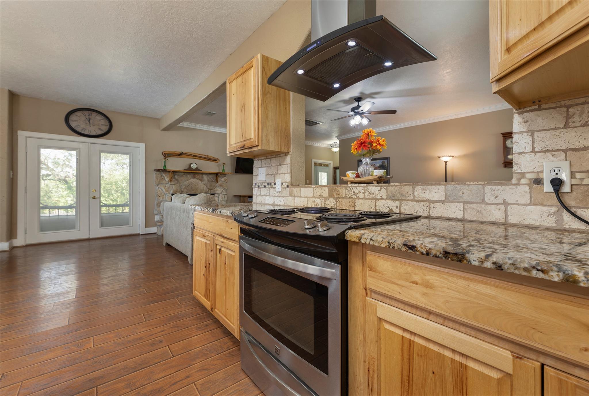 15055 Fm 32, Blanco, TX 78606