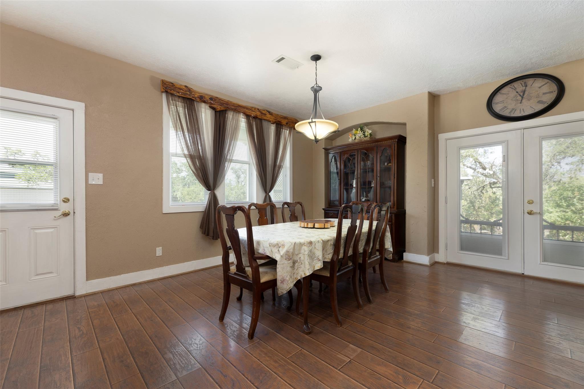 15055 Fm 32, Blanco, TX 78606