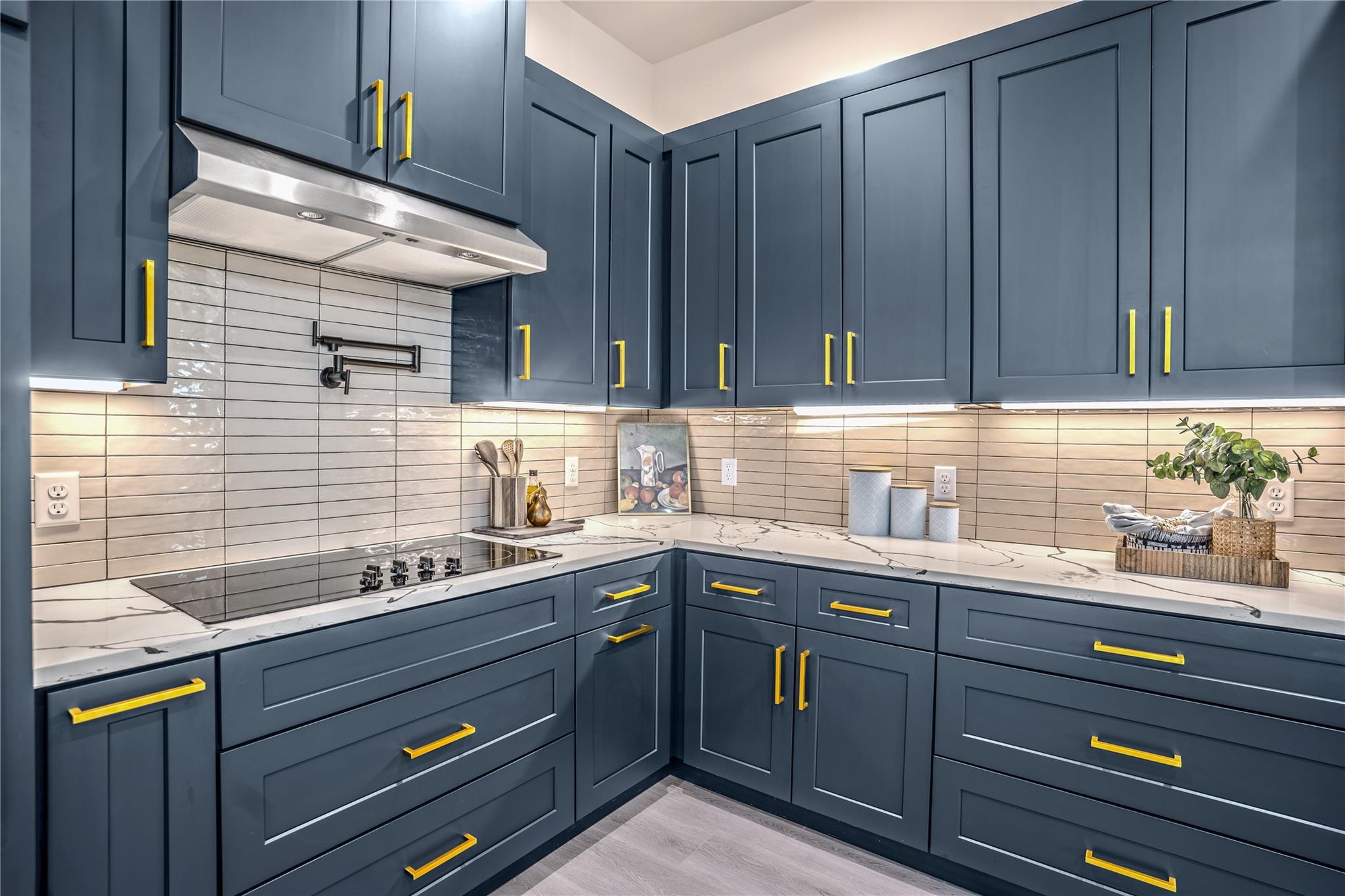 303 W Lane Ave, Manor, TX 78653