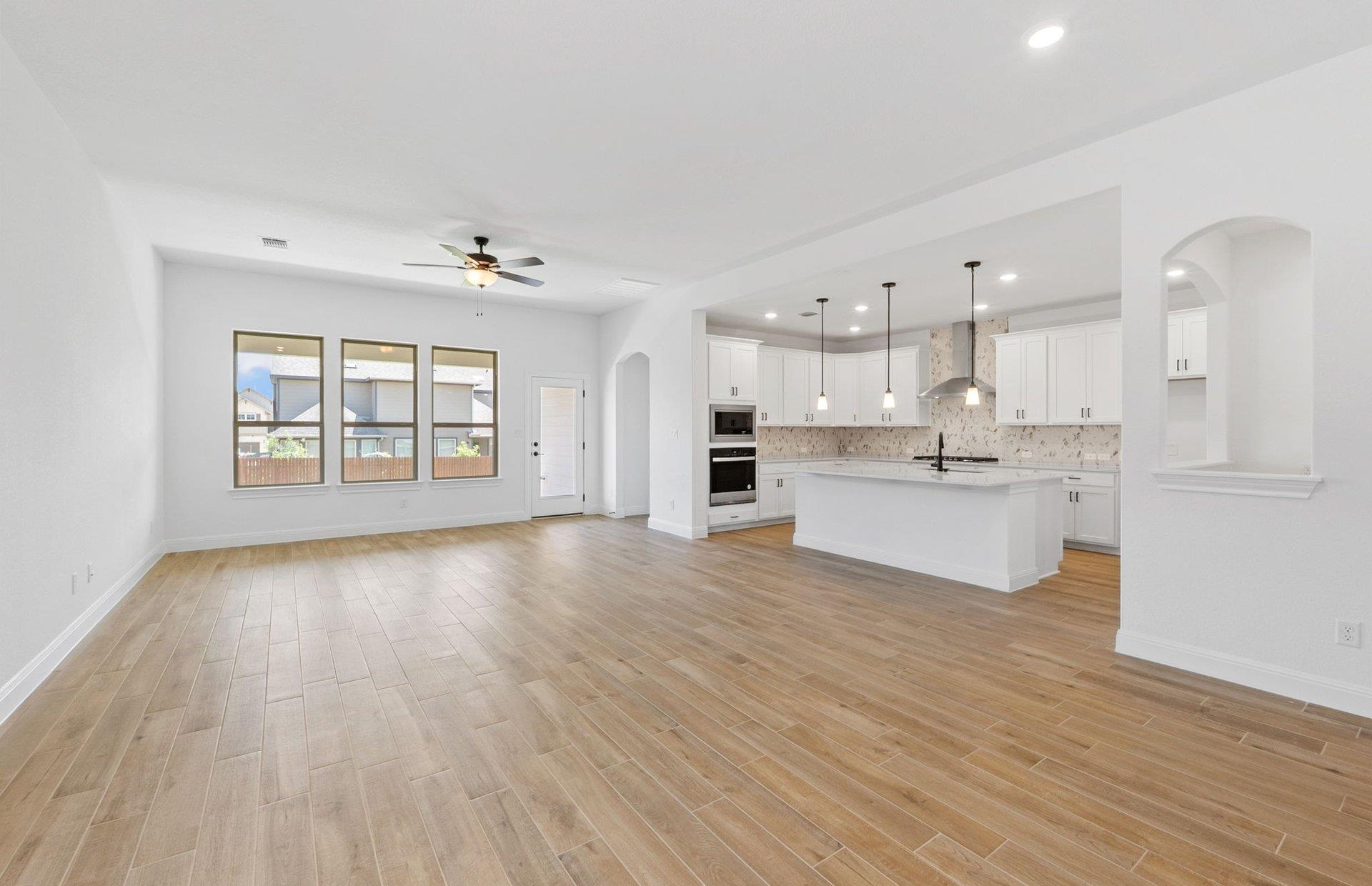 217 Bristlecone Bnd, Liberty Hill, TX 78642