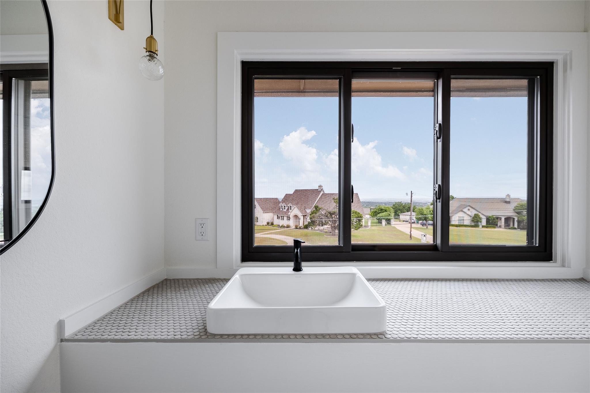 3901 Peak Lookout Dr, Austin, TX 78738