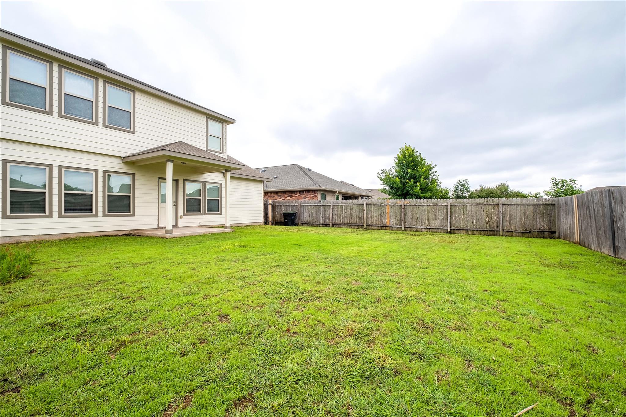 111 Colthorpe Ln, Hutto, TX 78634