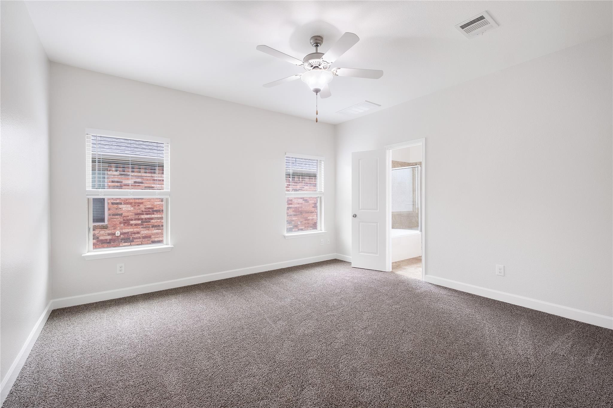 111 Colthorpe Ln, Hutto, TX 78634