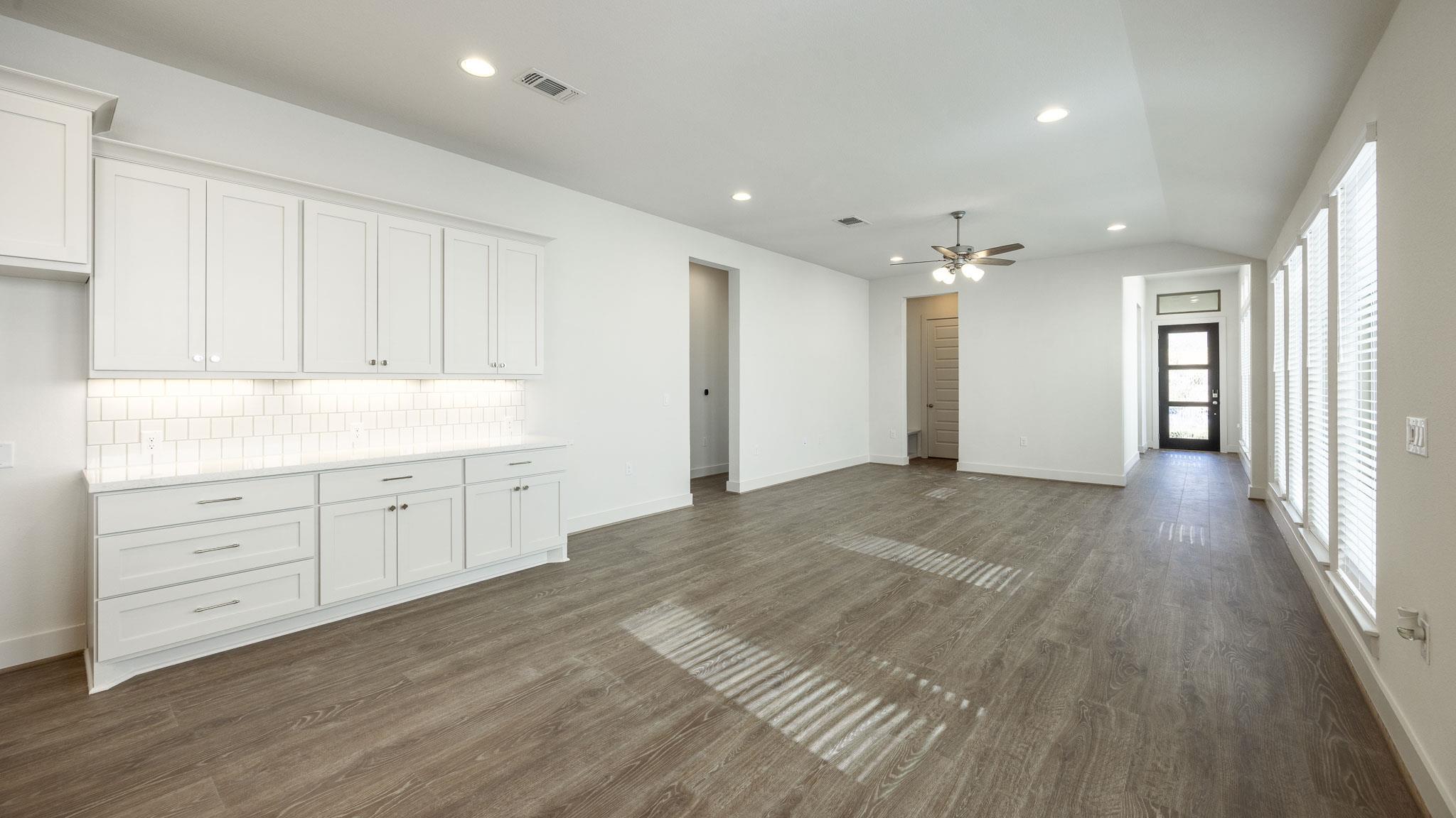 7111 Stitzel Weller Dr, Austin, TX 78744