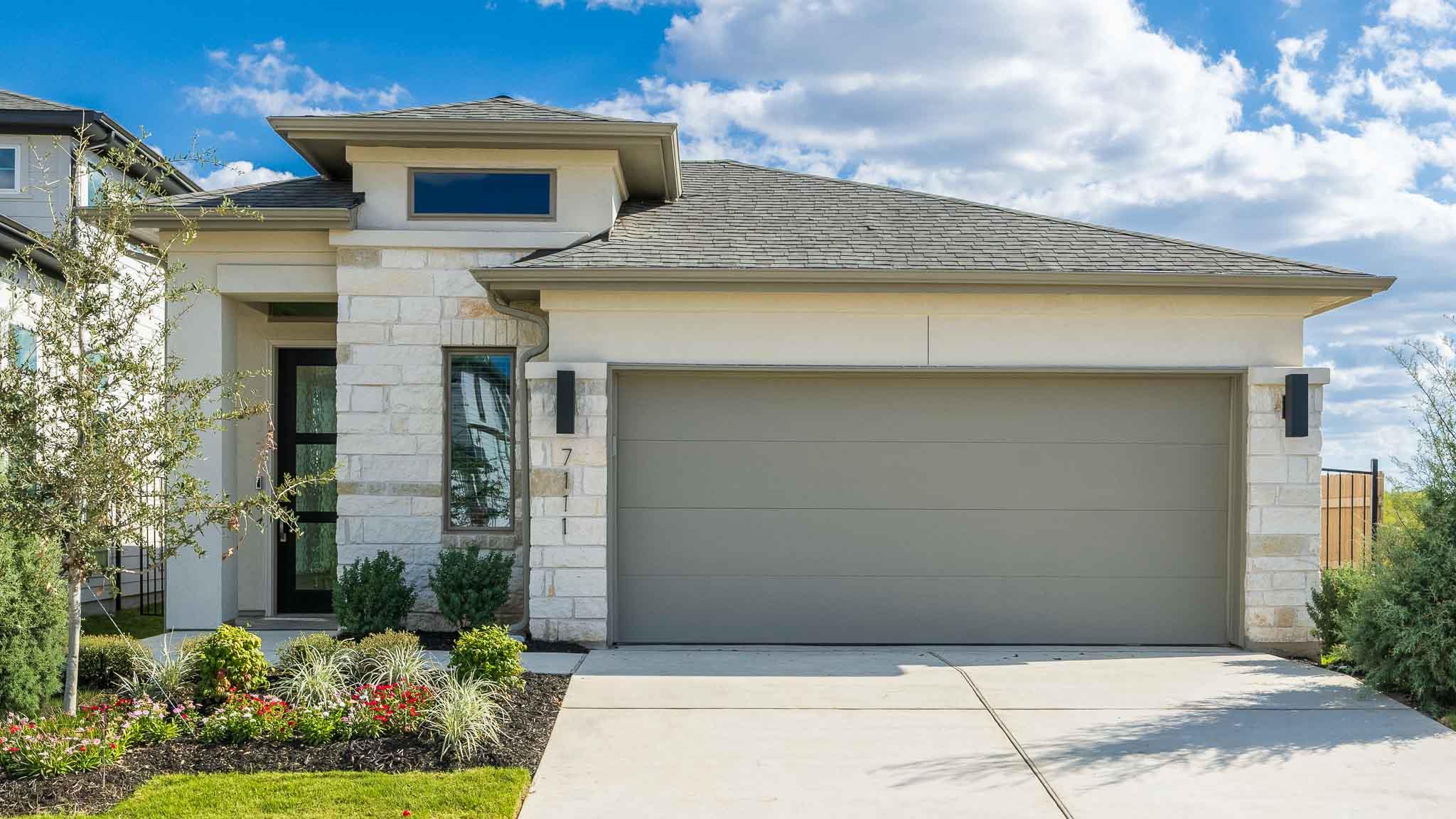 7111 Stitzel Weller Dr, Austin, TX 78744