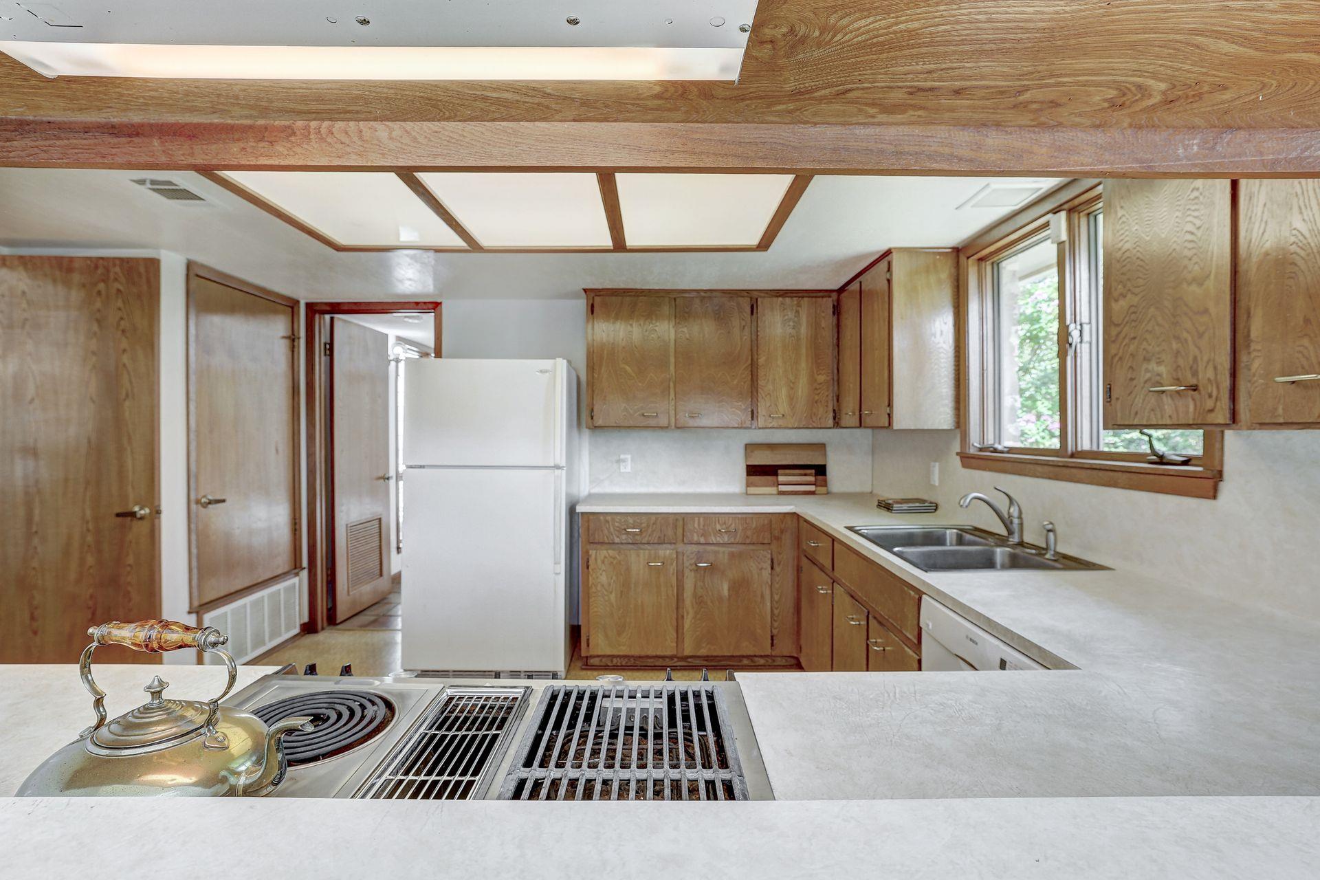 1210 Springridge St, Round Rock, TX 78664