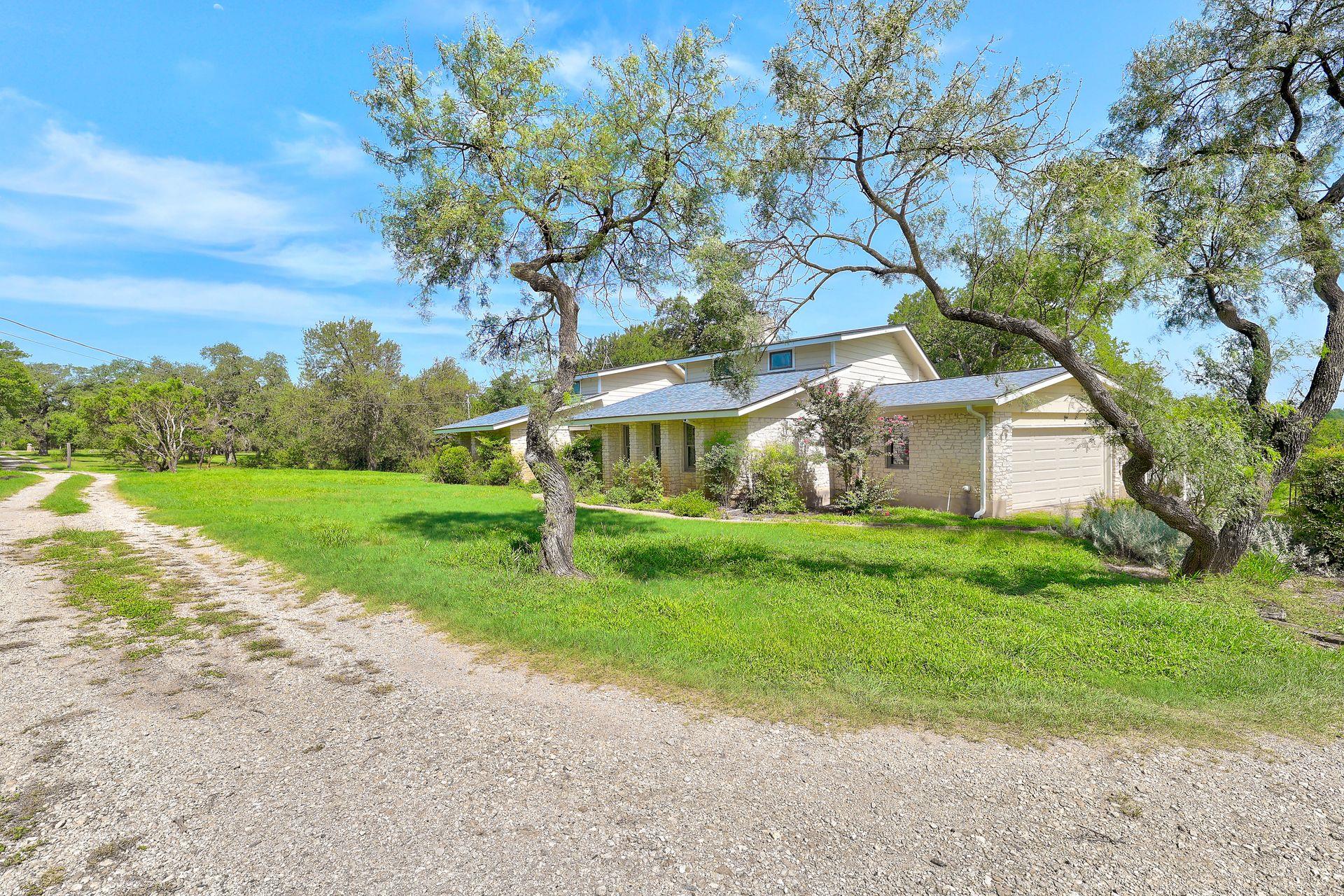 1210 Springridge St, Round Rock, TX 78664