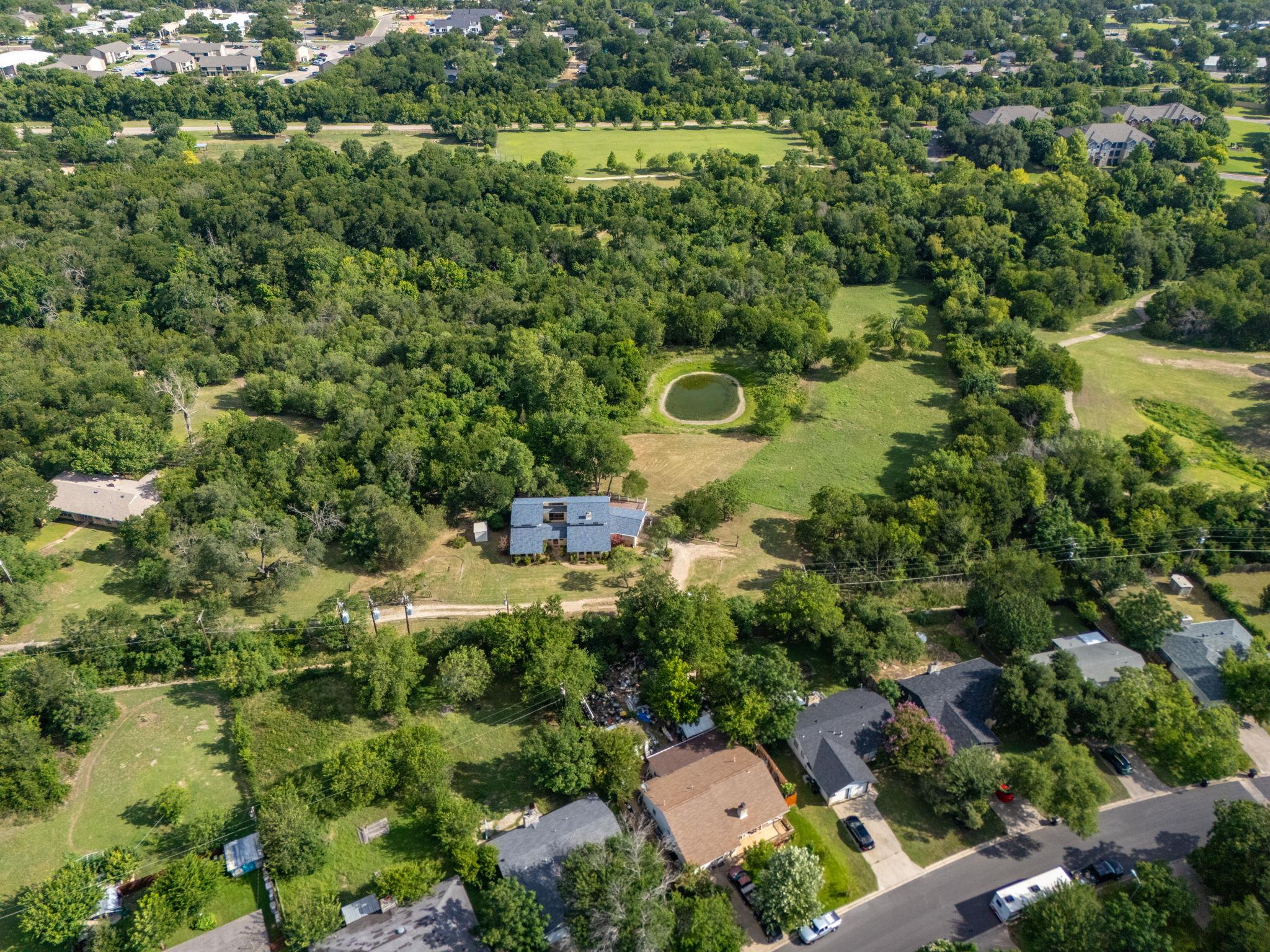 1210 Springridge St, Round Rock, TX 78664