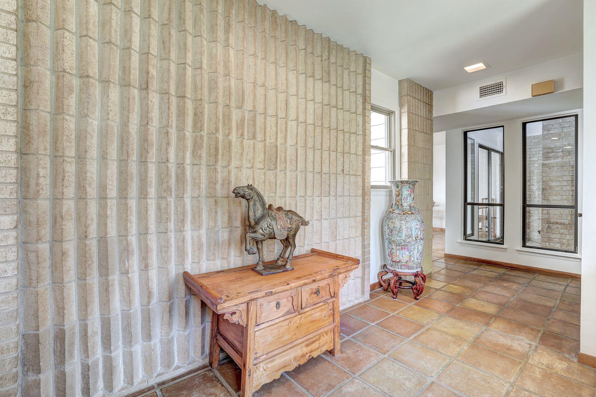 1210 Springridge St, Round Rock, TX 78664