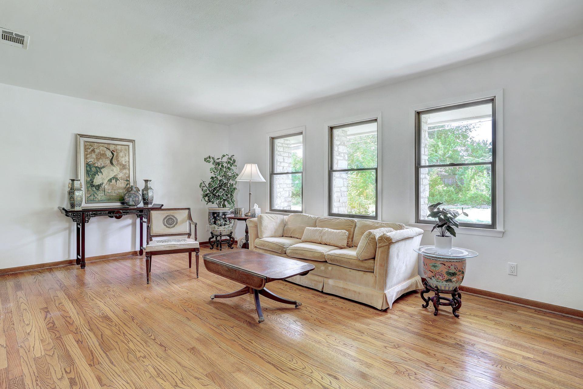 1210 Springridge St, Round Rock, TX 78664