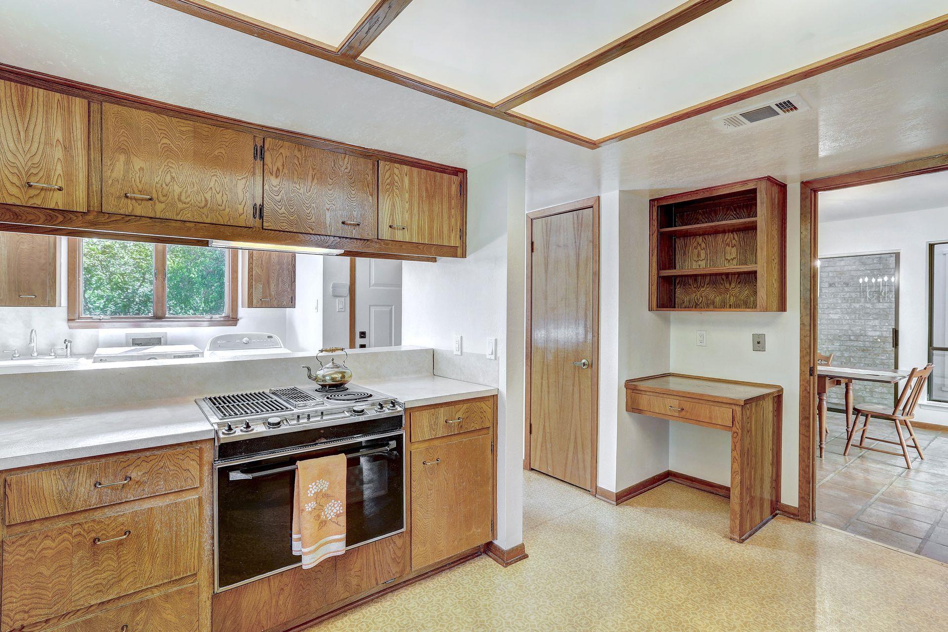 1210 Springridge St, Round Rock, TX 78664