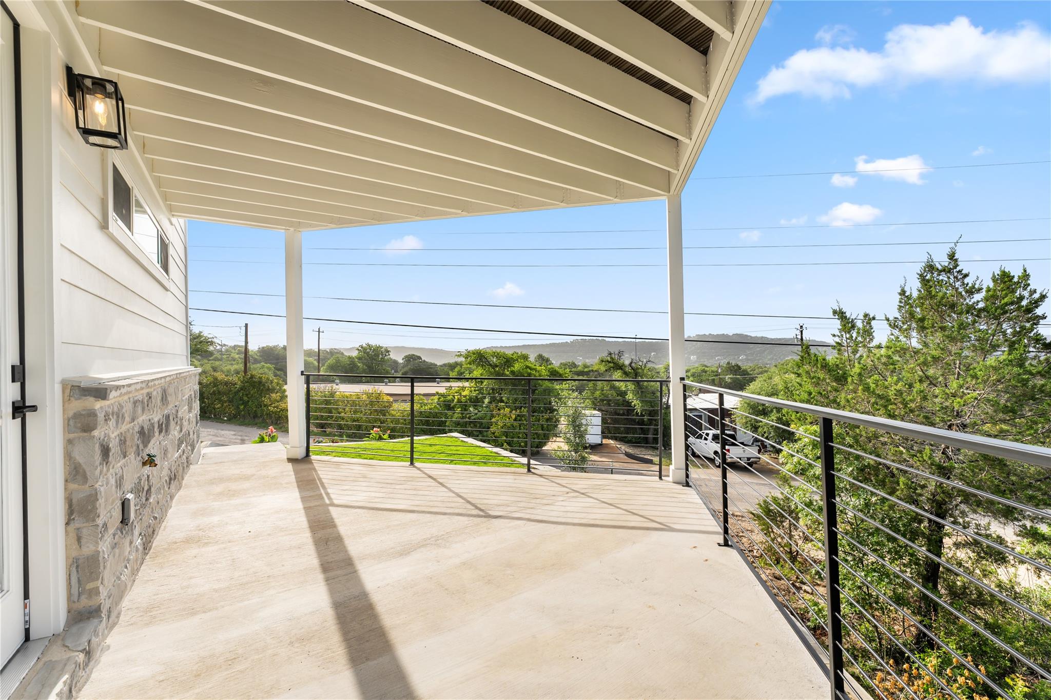 11204 Oak St, Jonestown, TX 78645